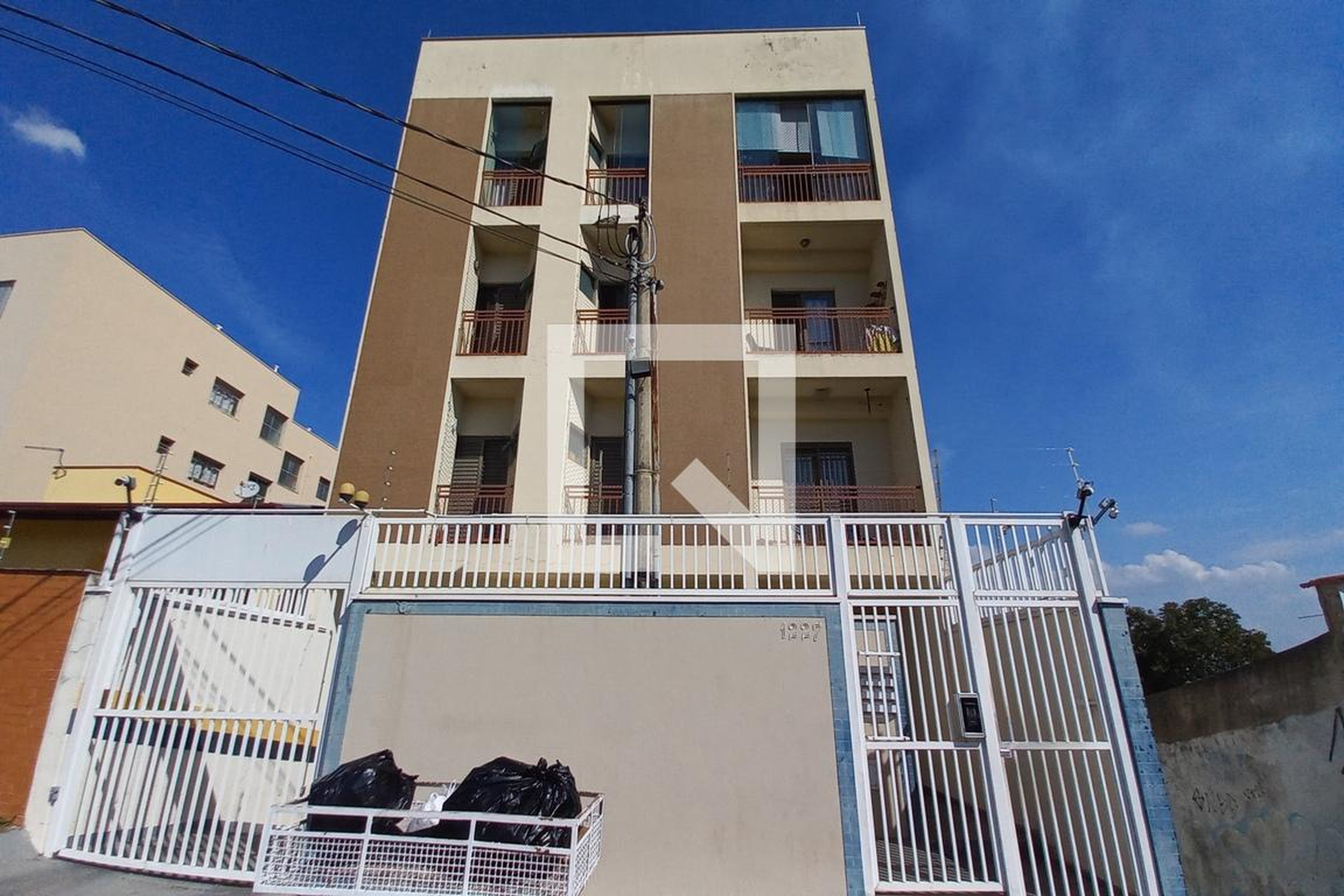 Fachada do Prédio Condomínio Dona Maria