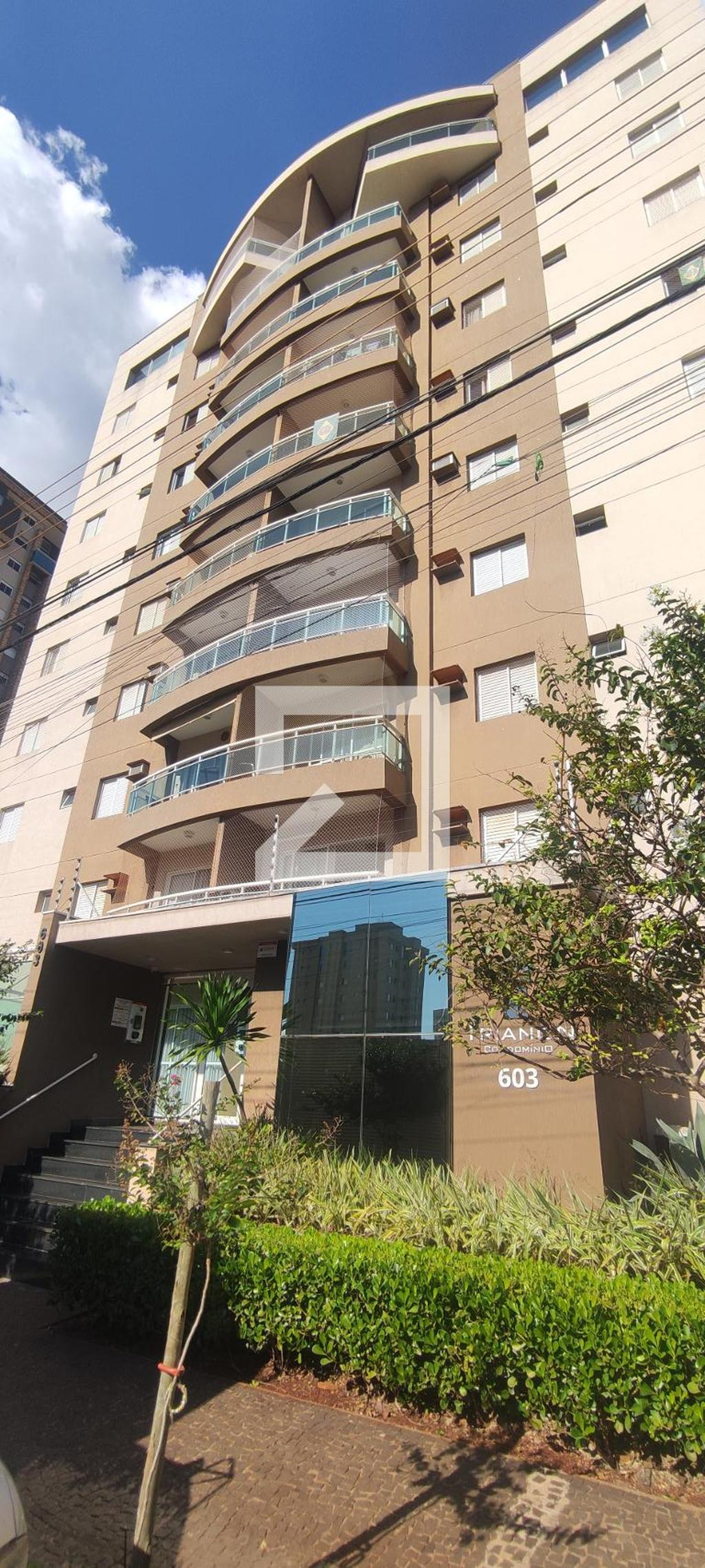 Fachada Condomínio Trianon