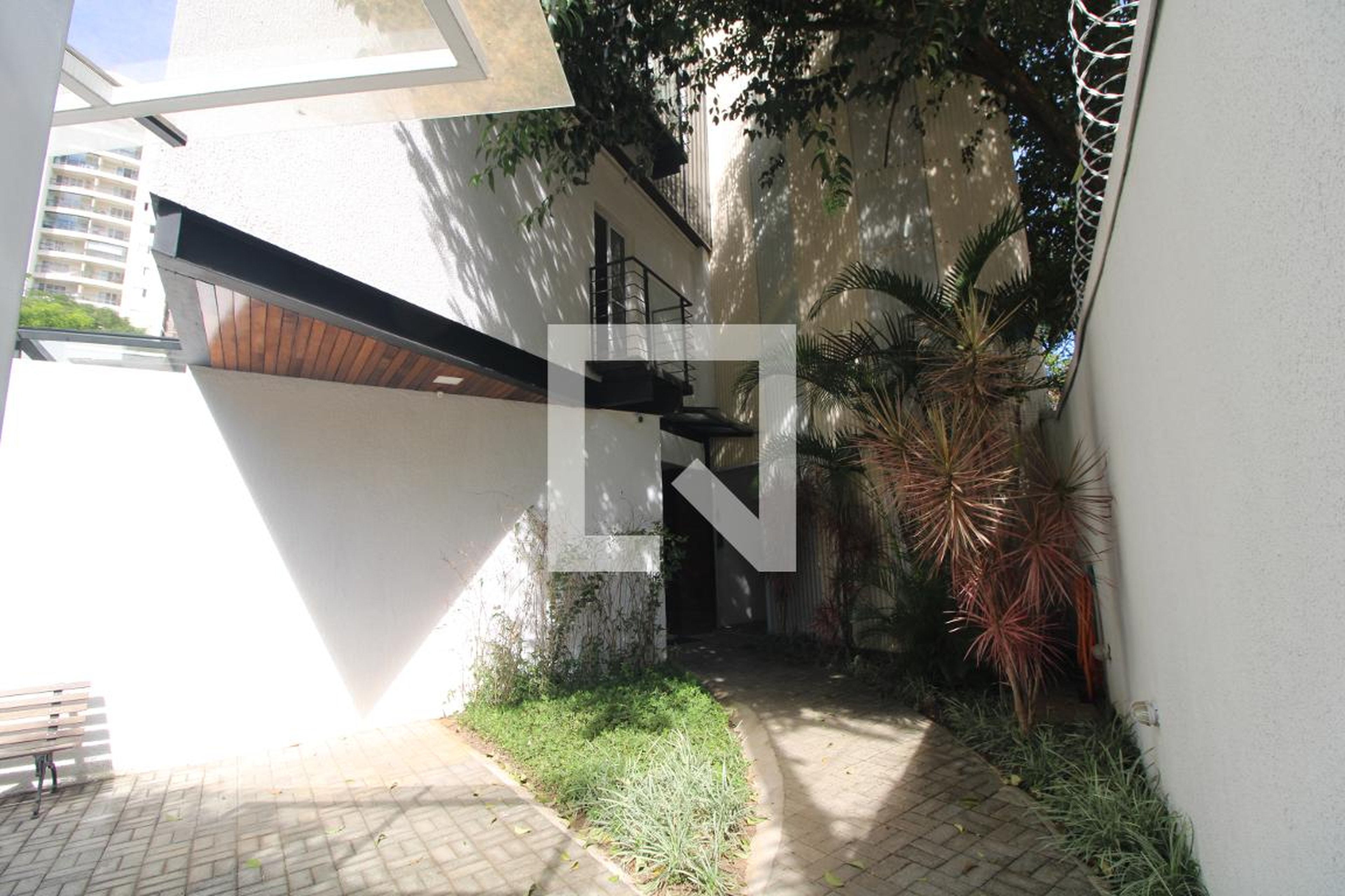 Entrada - Alvares de Azevedo