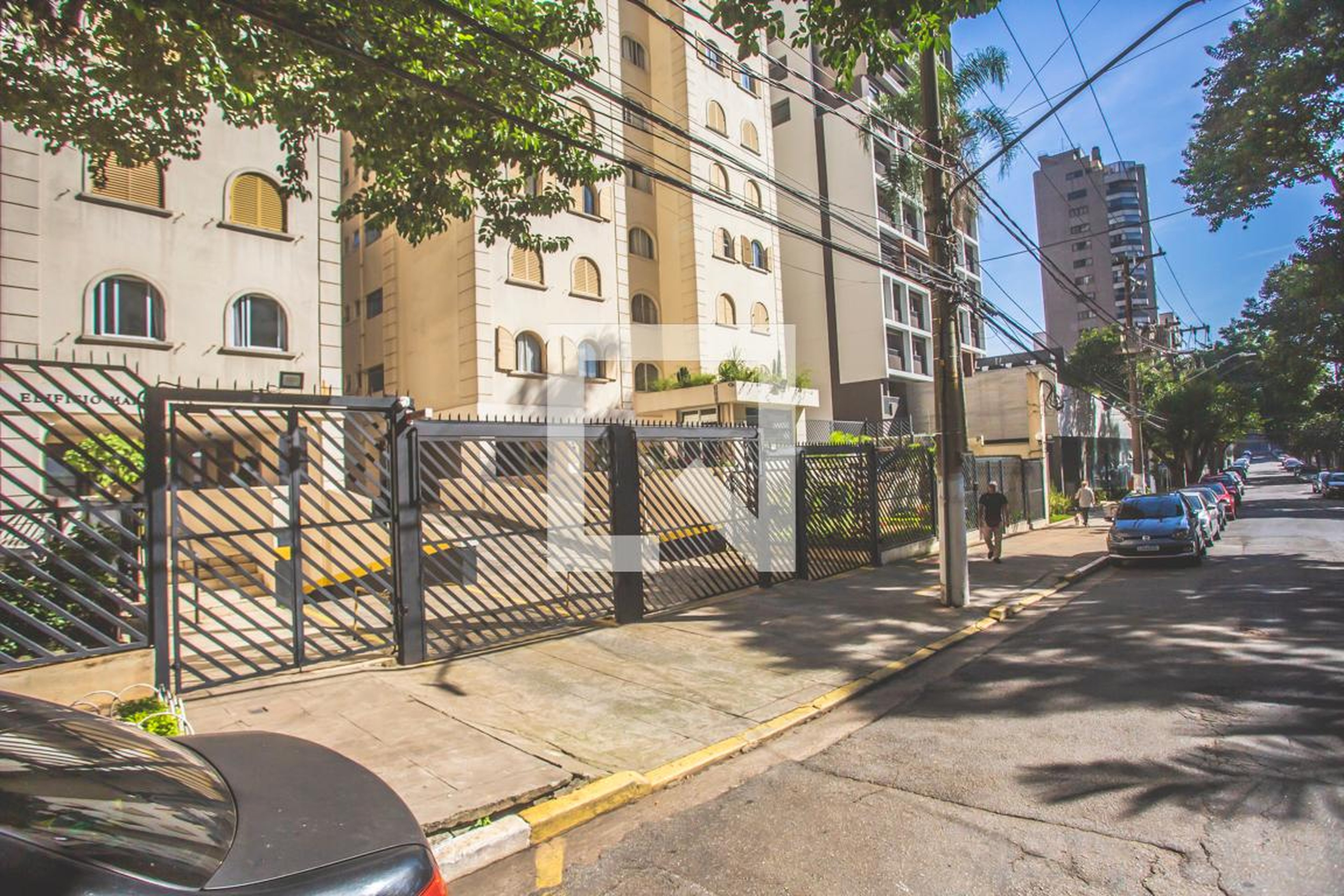 Fachada Condomínio em Rua Doutor Samuel Porto, 256