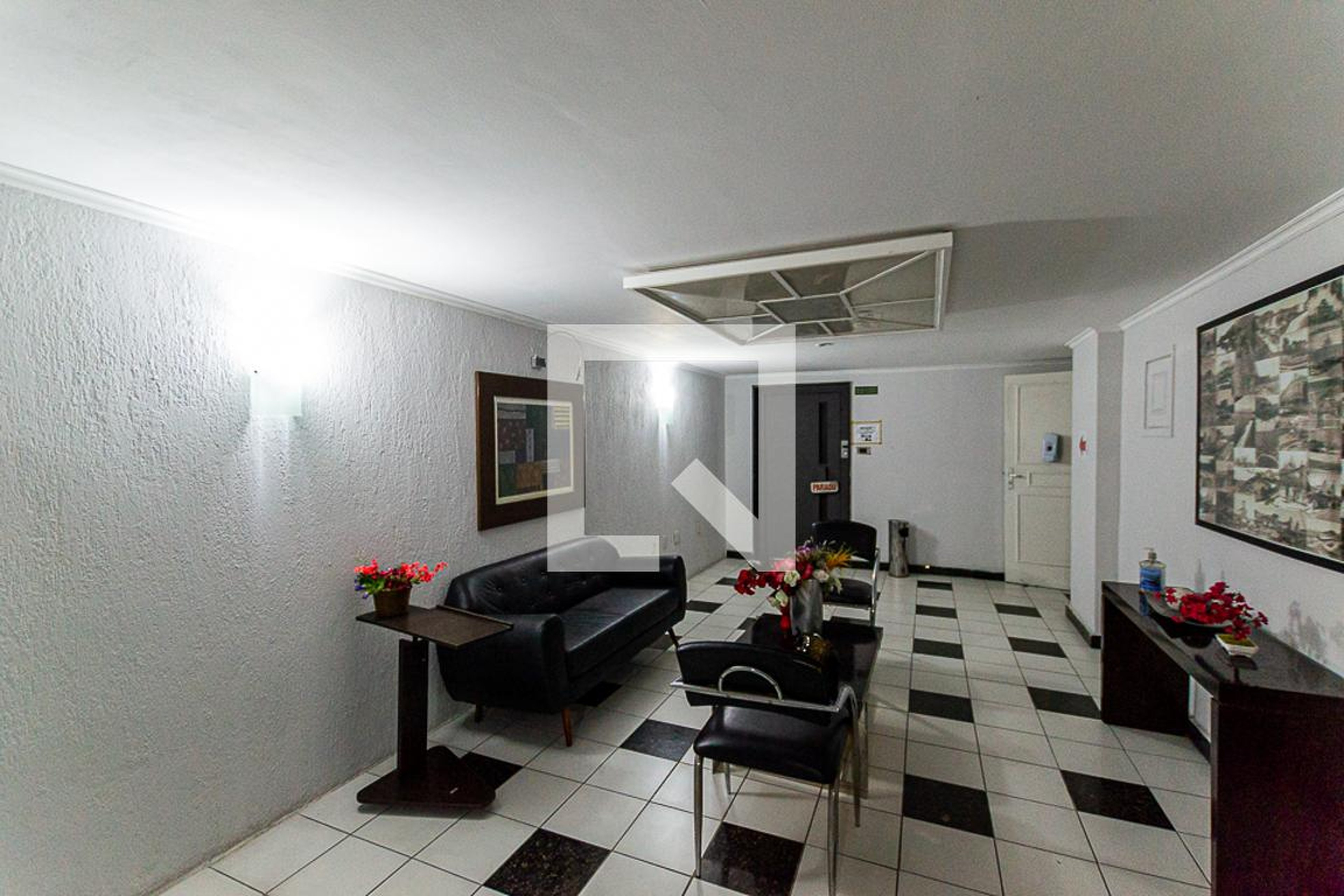 Hall de entrada - Tour de Saint Pierre