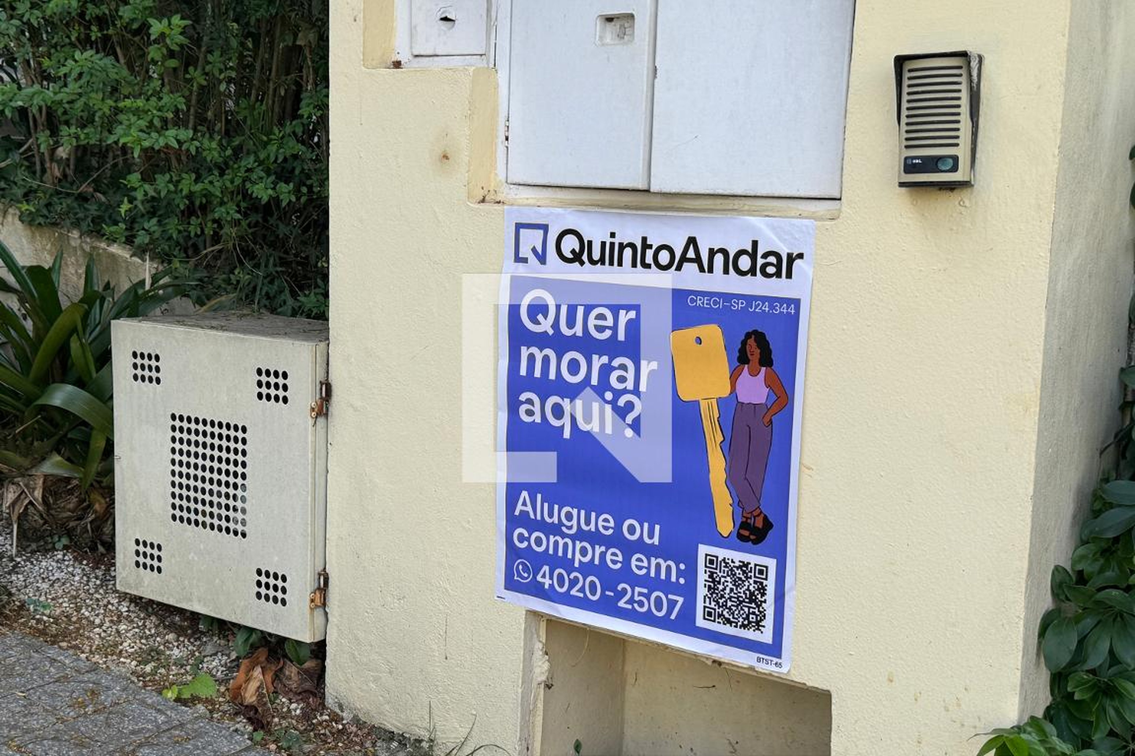 Fachada Condomínio em Alameda das Dracenas, 52