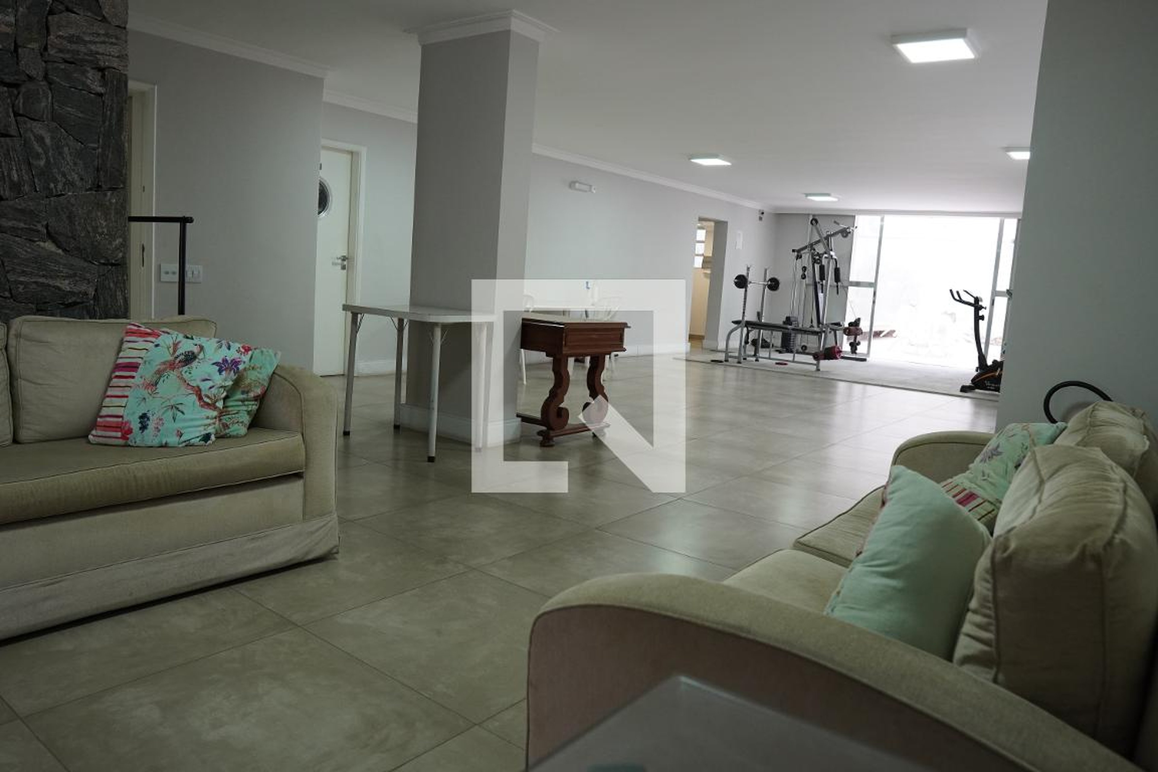 Área comum - Carini