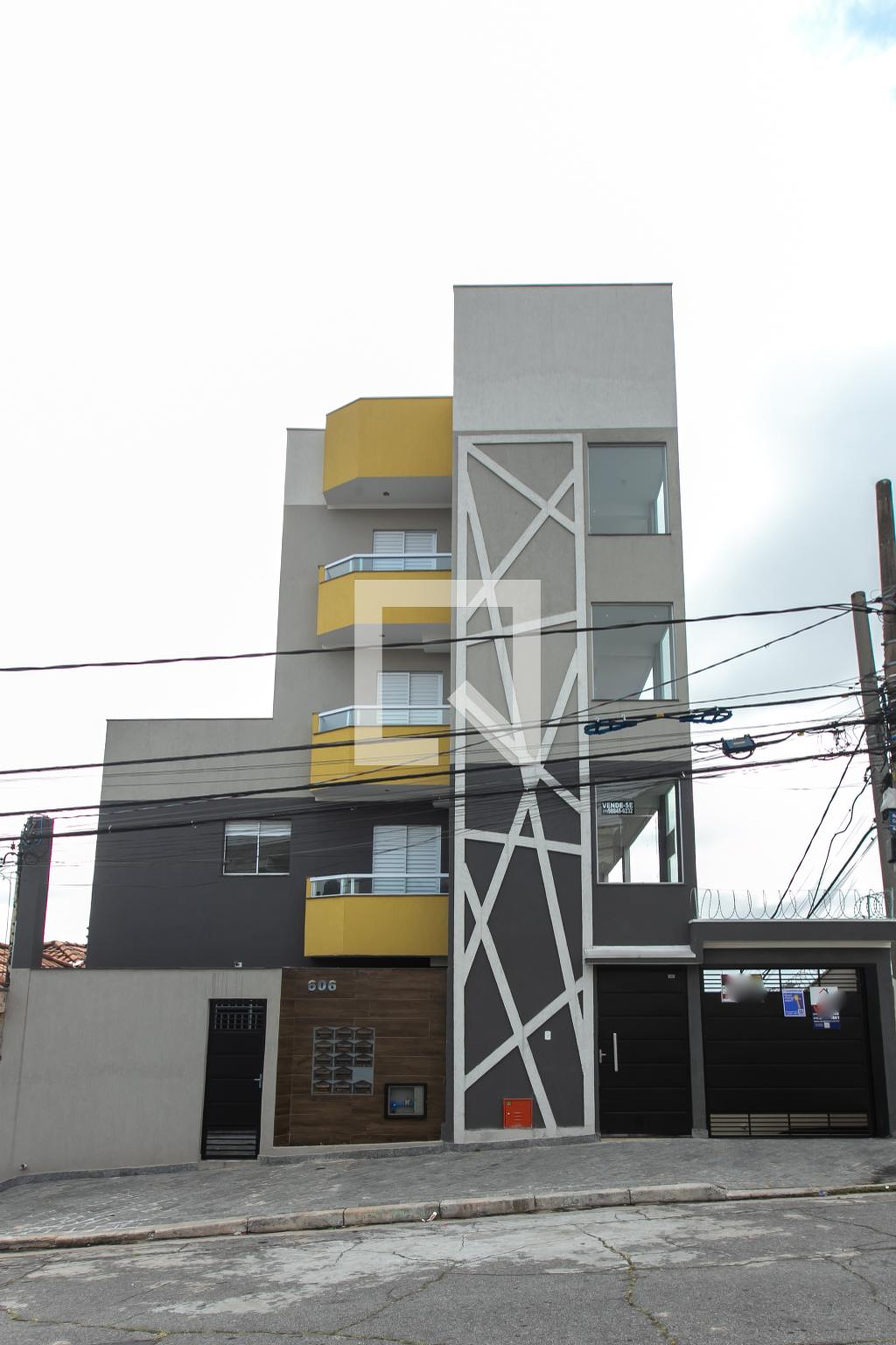 Fachada do Condomínio Condomínio em Rua Cabo Joel Leite, 606