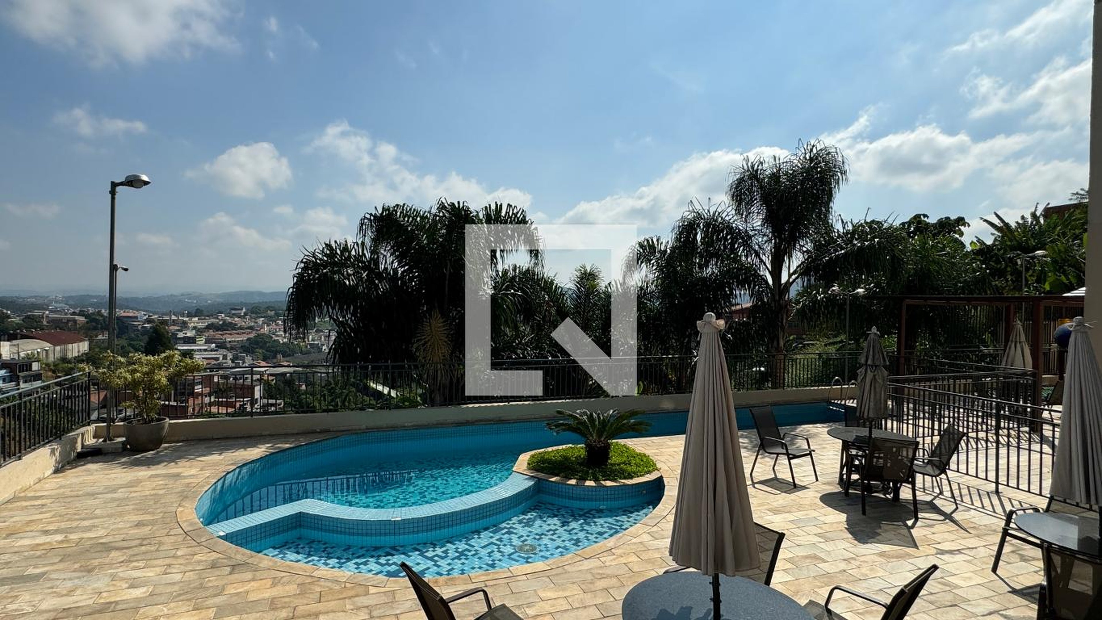 Piscina - Maria Fernanda