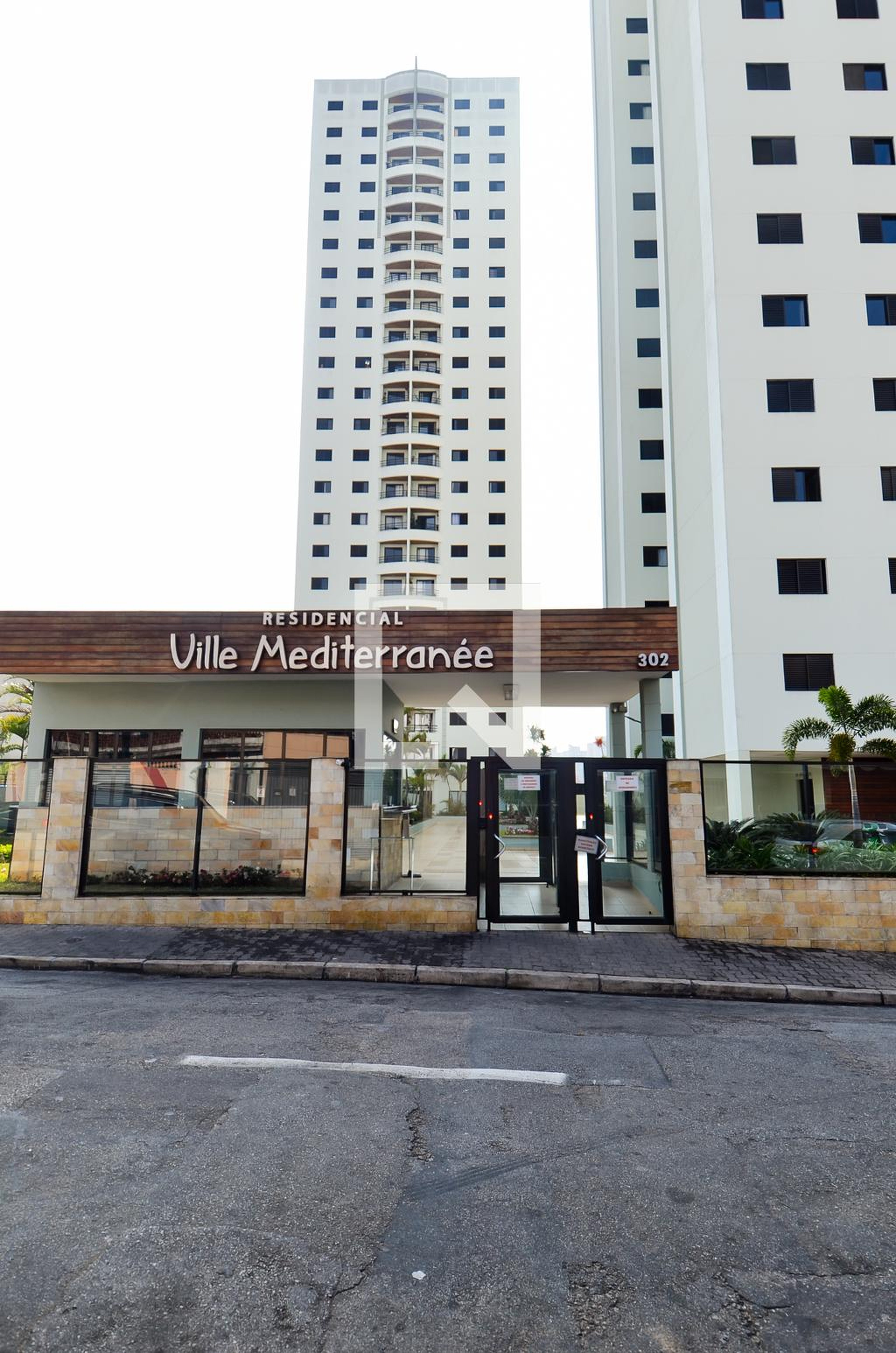 Fachada do Condomínio Residencial Ville Mediterraneé