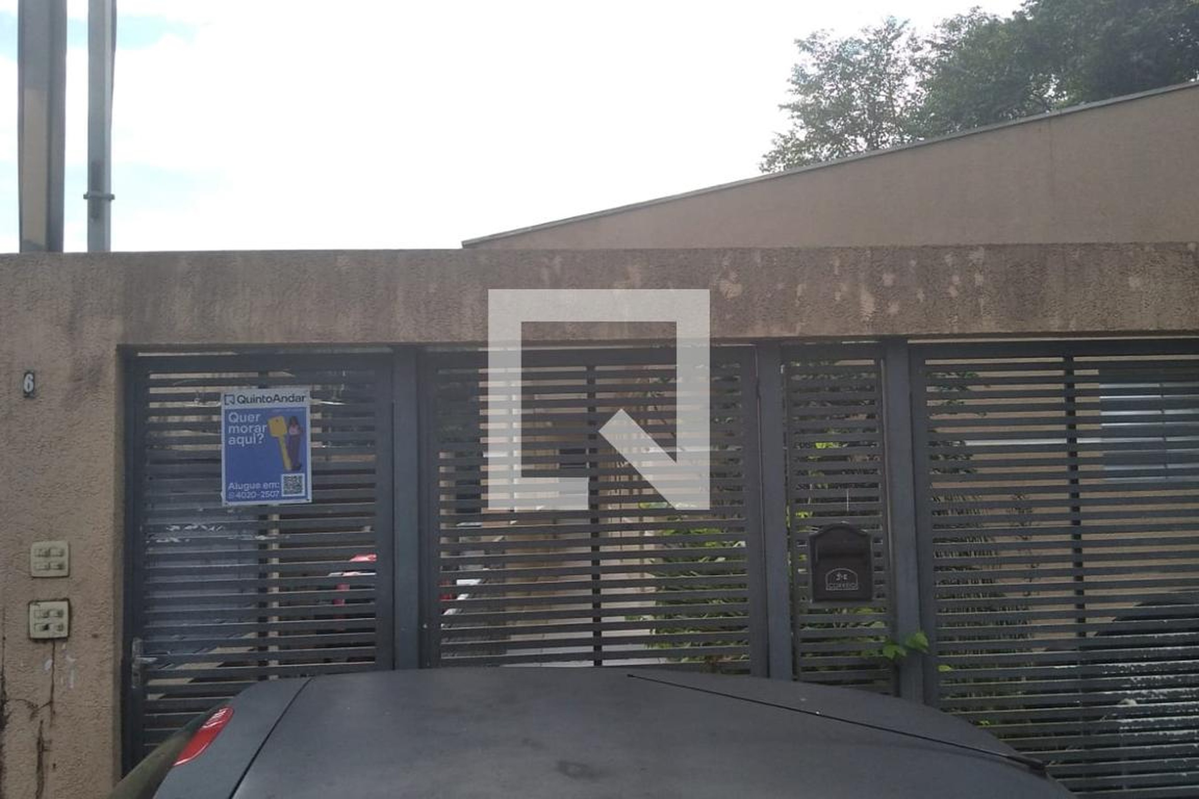 Fachada Condomínio em Rua Aimutong, 06