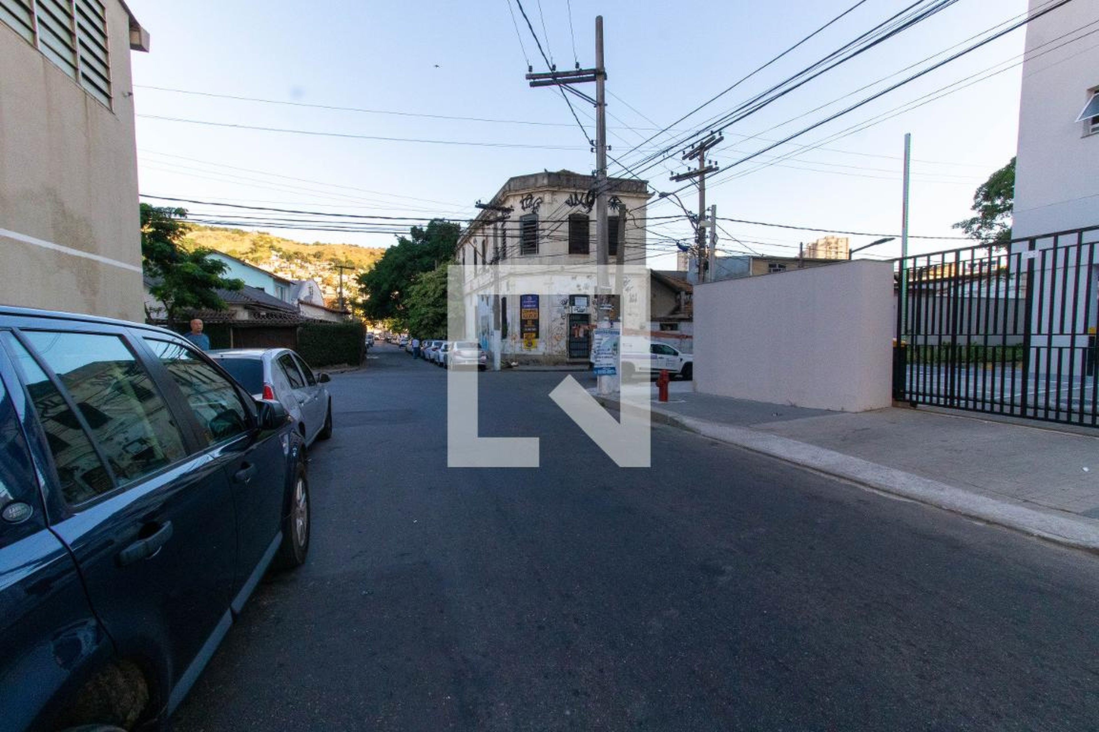 Fachada Condomínio em Rua Padre Augusto Lamêgo, 2