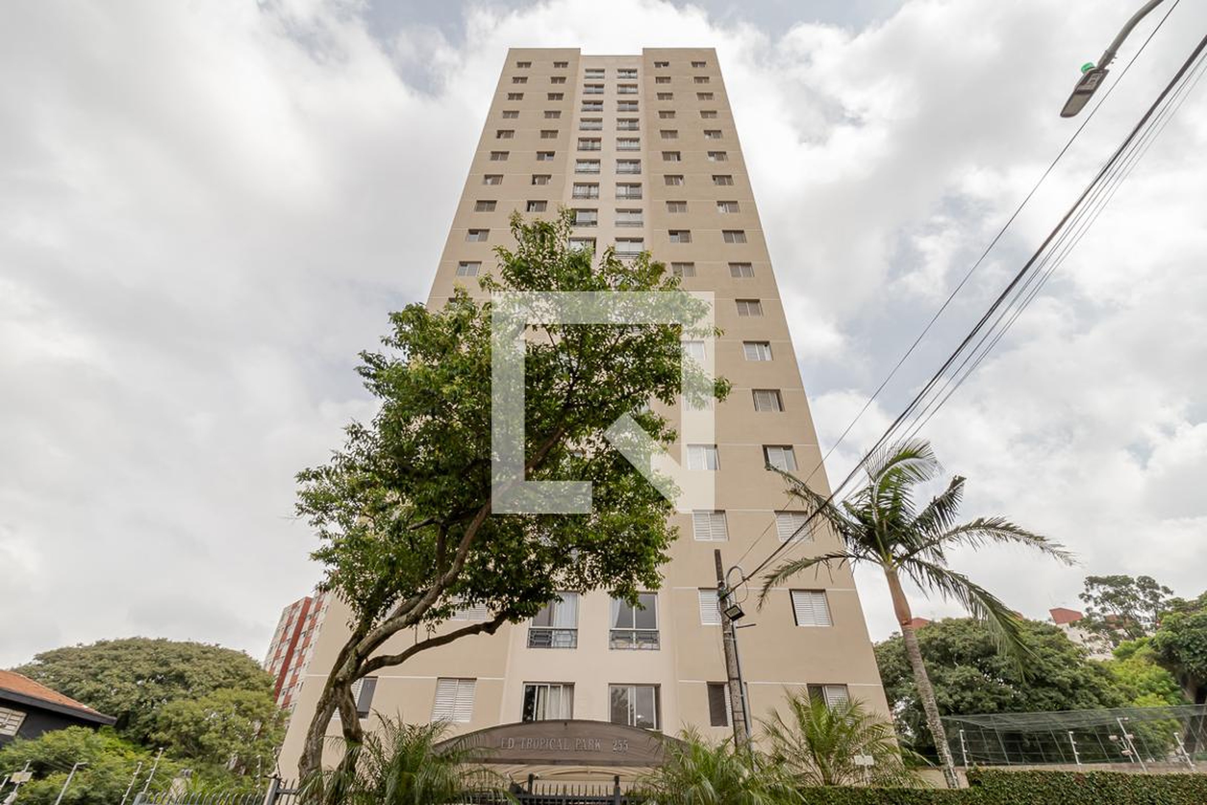 Fachada Condomínio Tropical Park