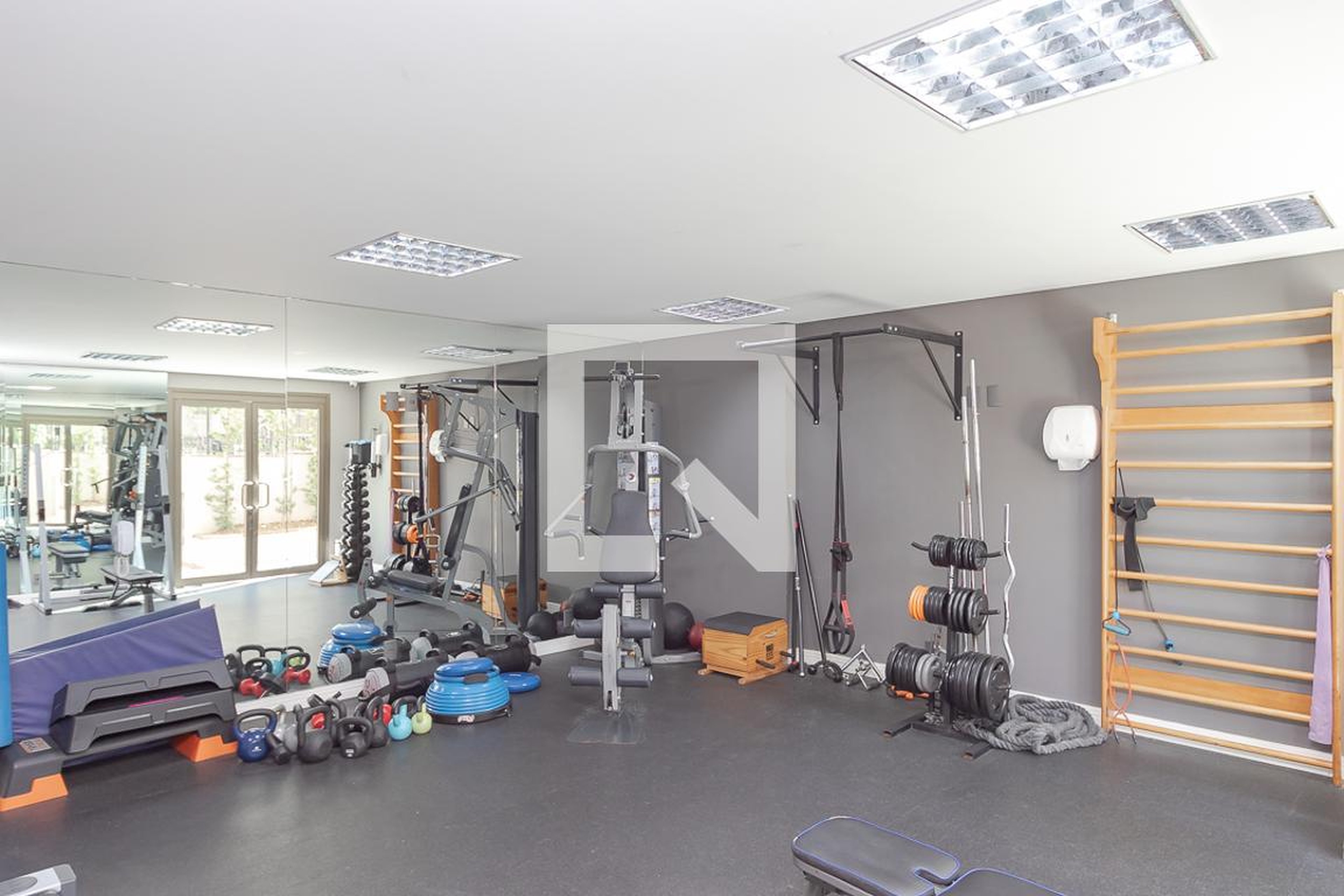 Academia - Jardim de Monet