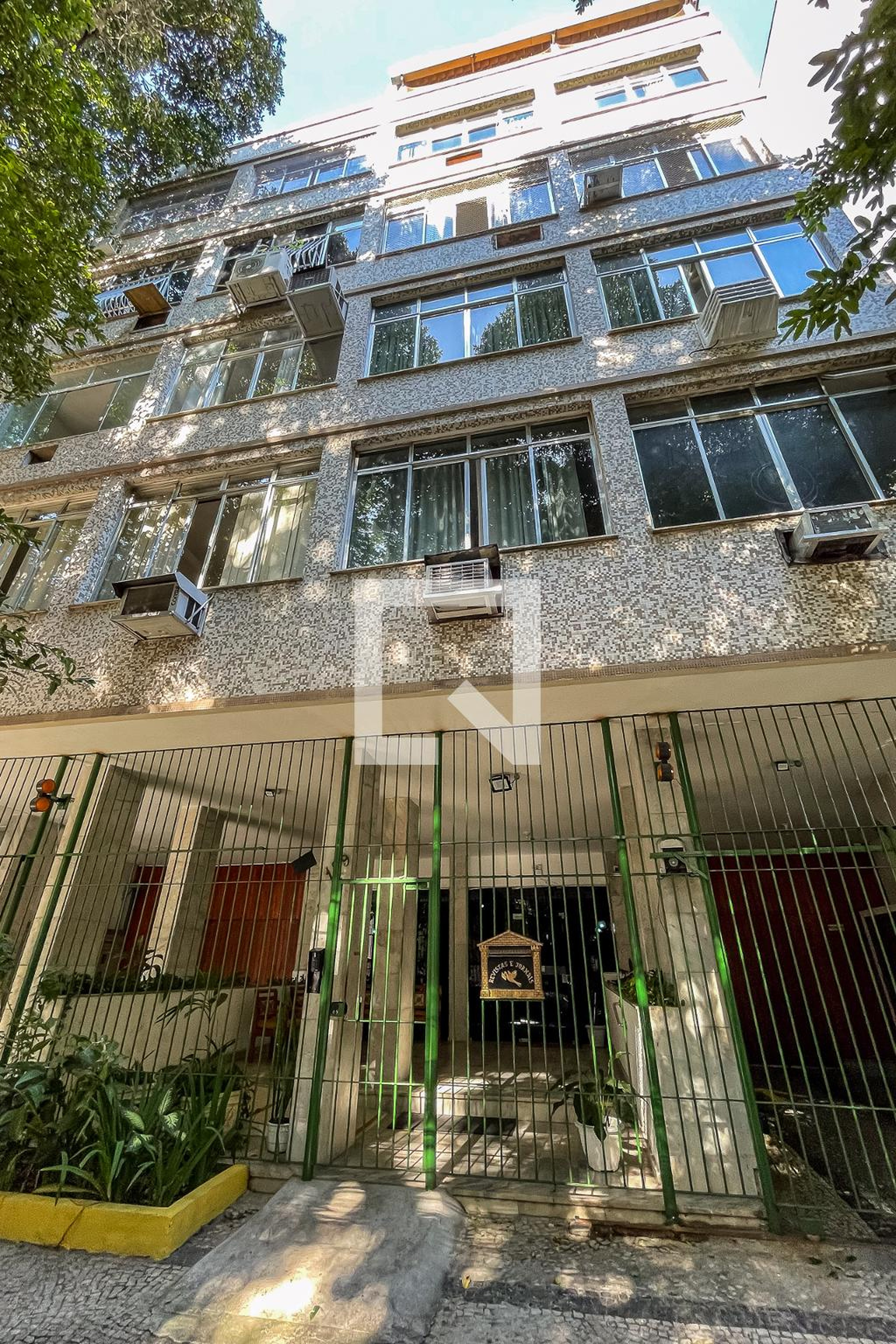 Fachada Condomínio Moura Brito