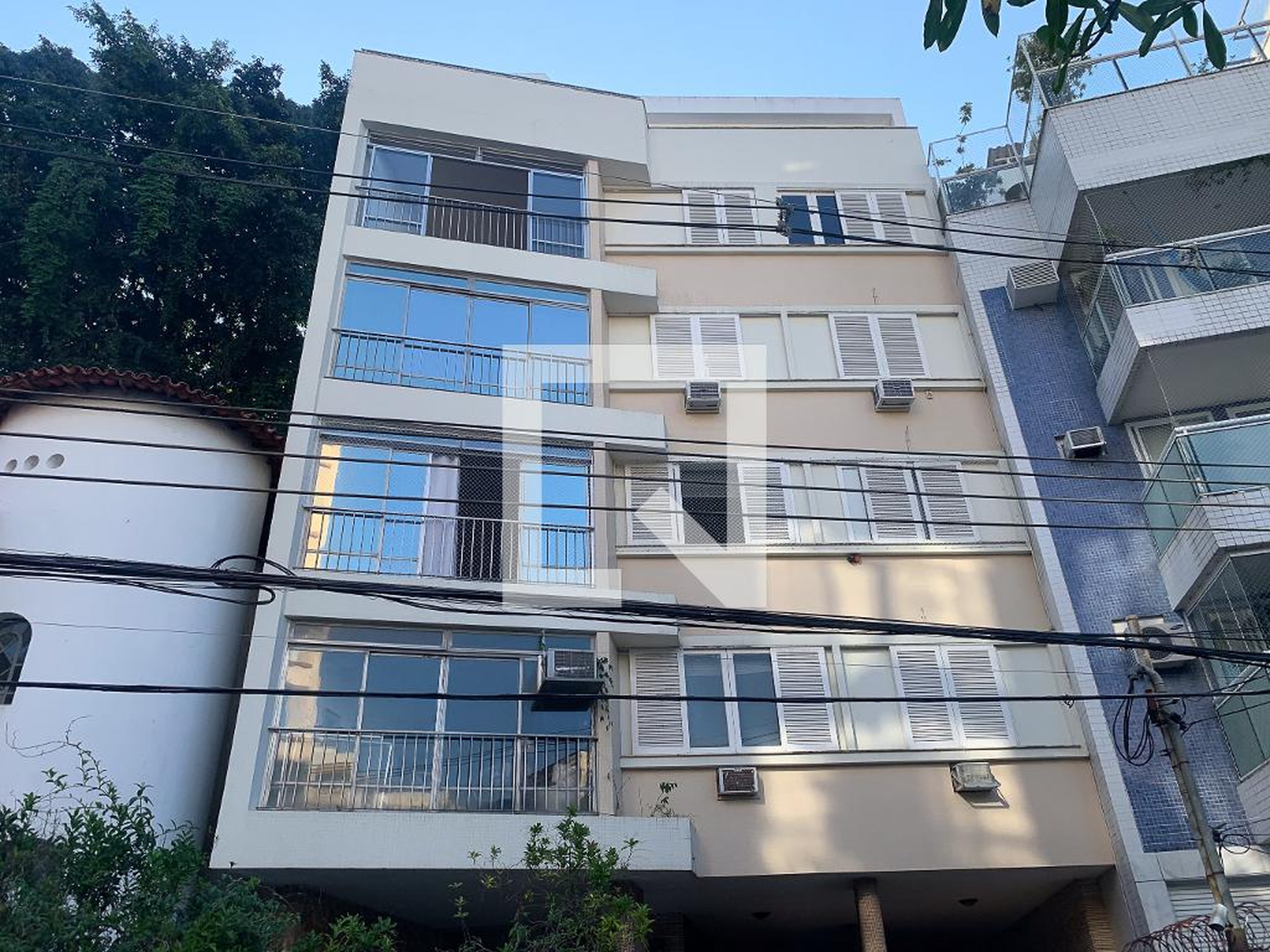 Fachada do Prédio Condomínio em Rua Mario Pederneiras, 15