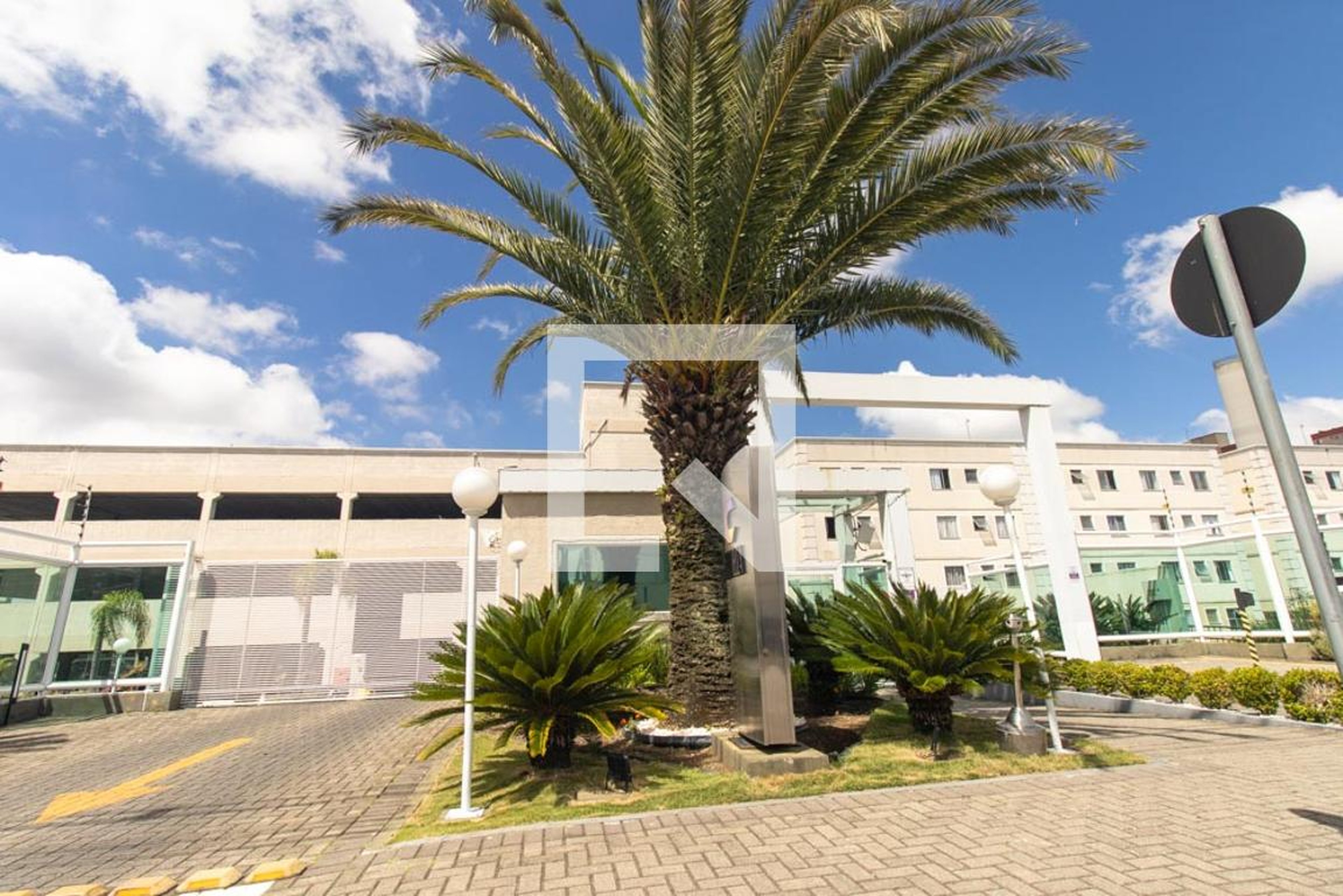 Fachada do Condomínio Residencial Parque Cambirella