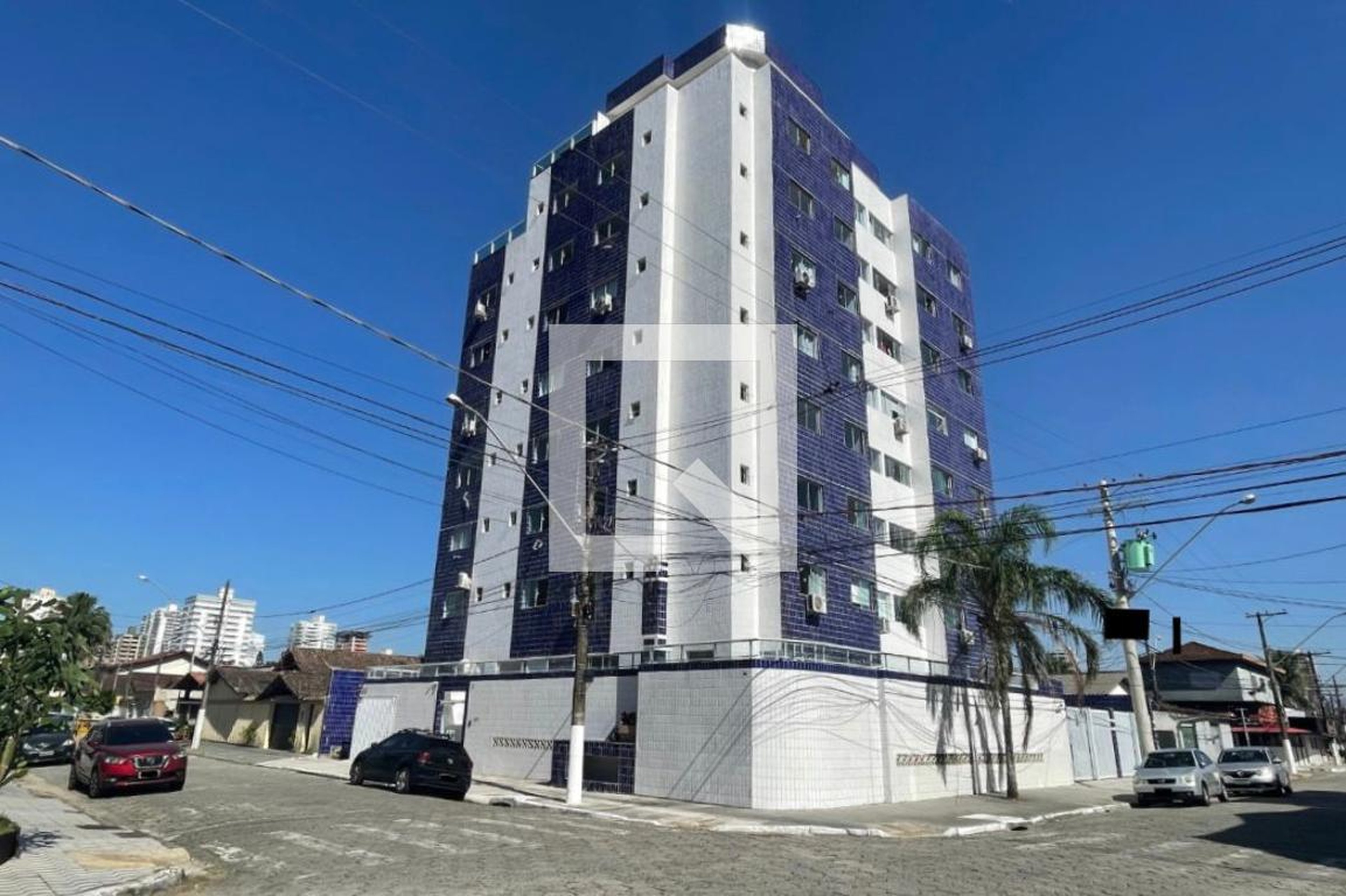 Fachada Condomínio em Rua Brigadeiro Haroldo Veloso, 321