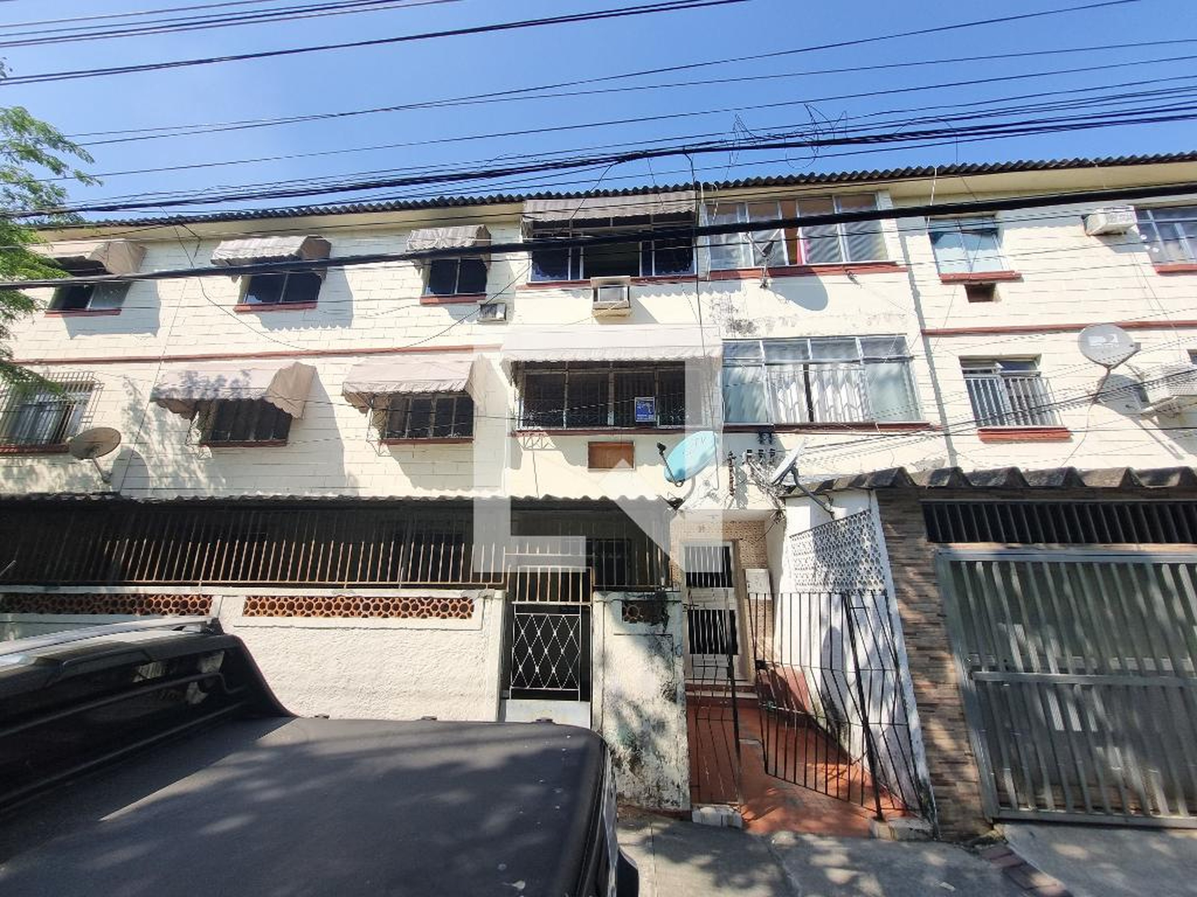 Fachada Condomínio em Avenida Tenente Rebelo, 56