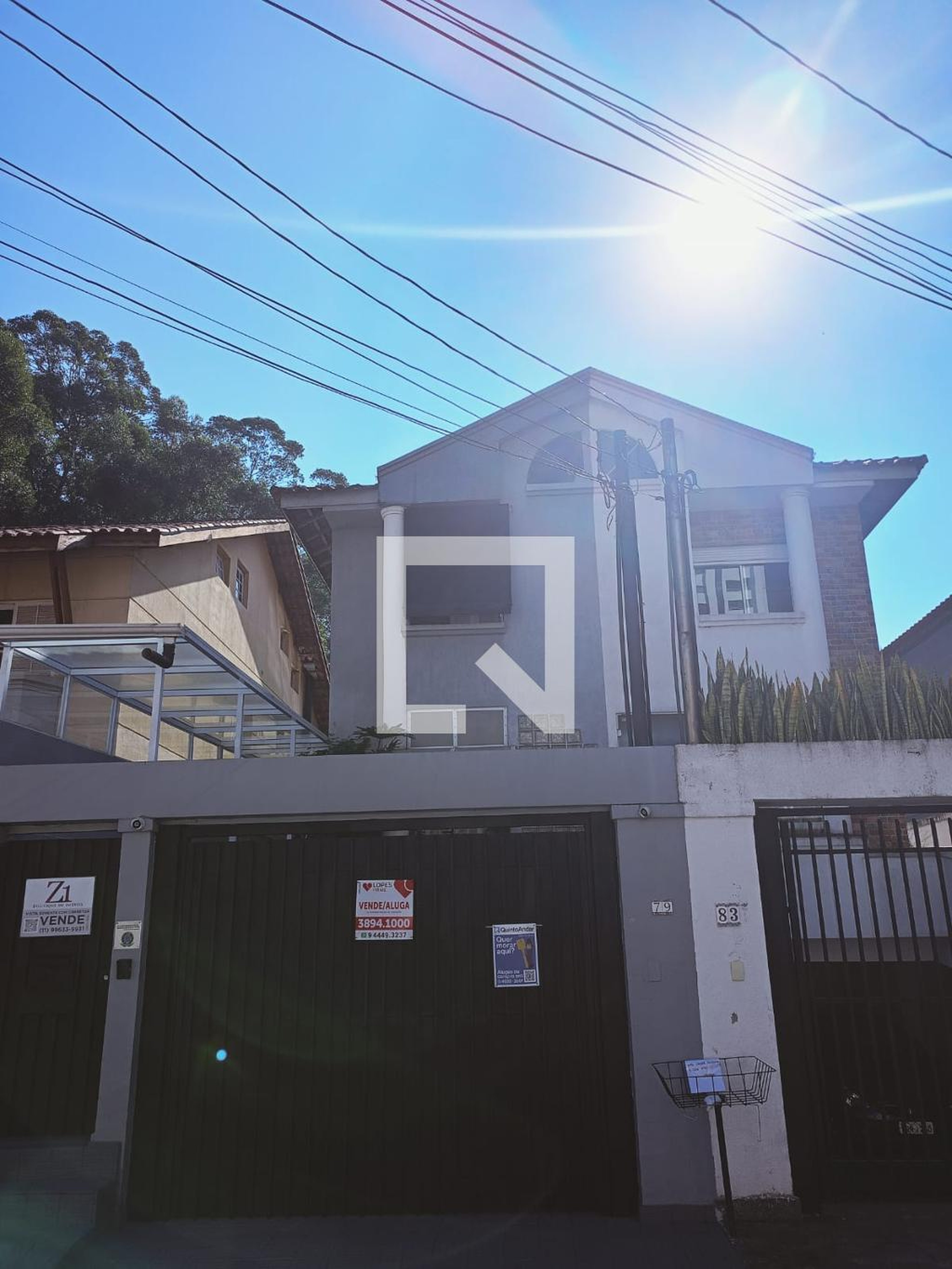 Fachada Condomínio em Rua Itapacurai, 79