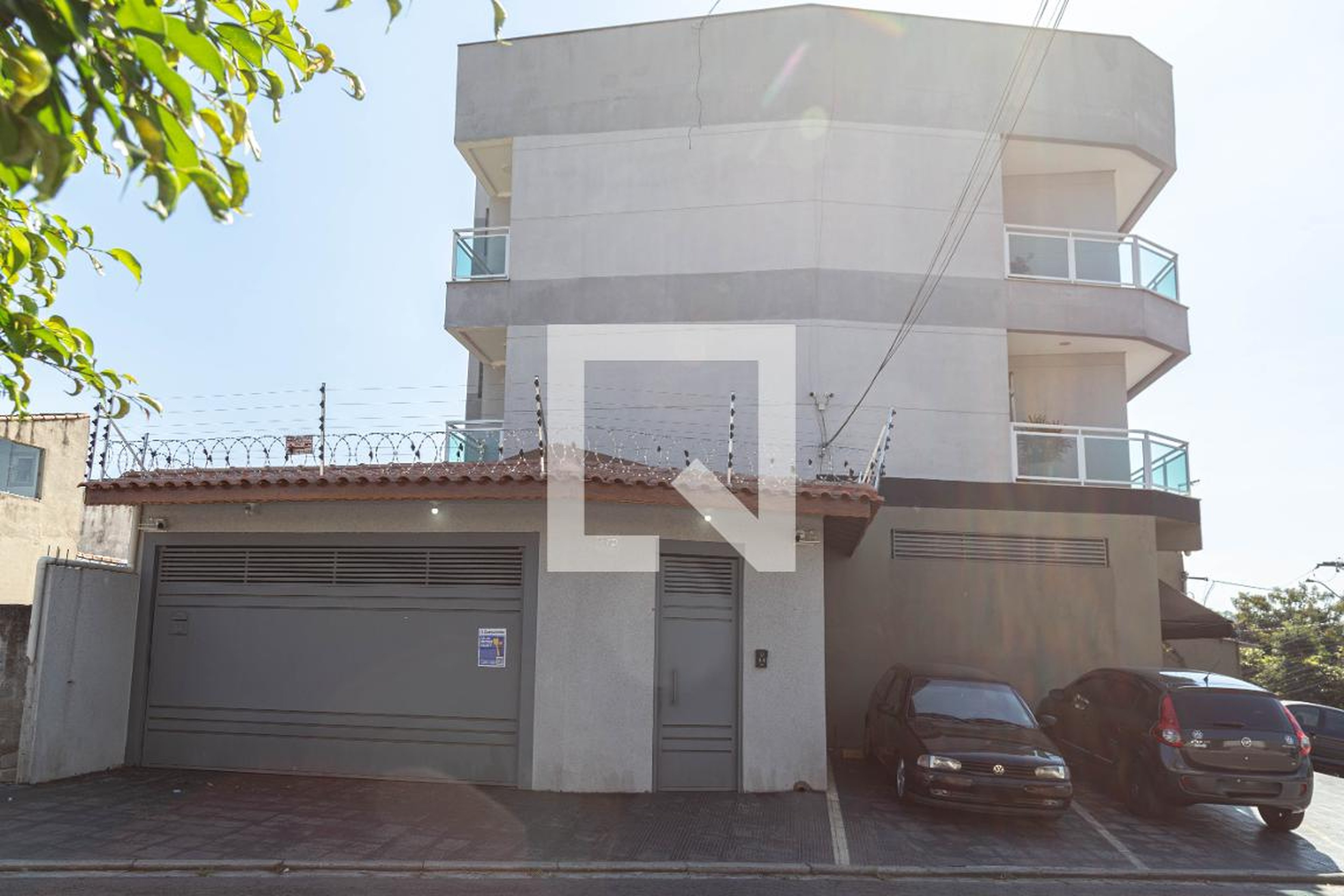 Fachada Condomínio em Rua Geraldo Augusto da Silva, 772