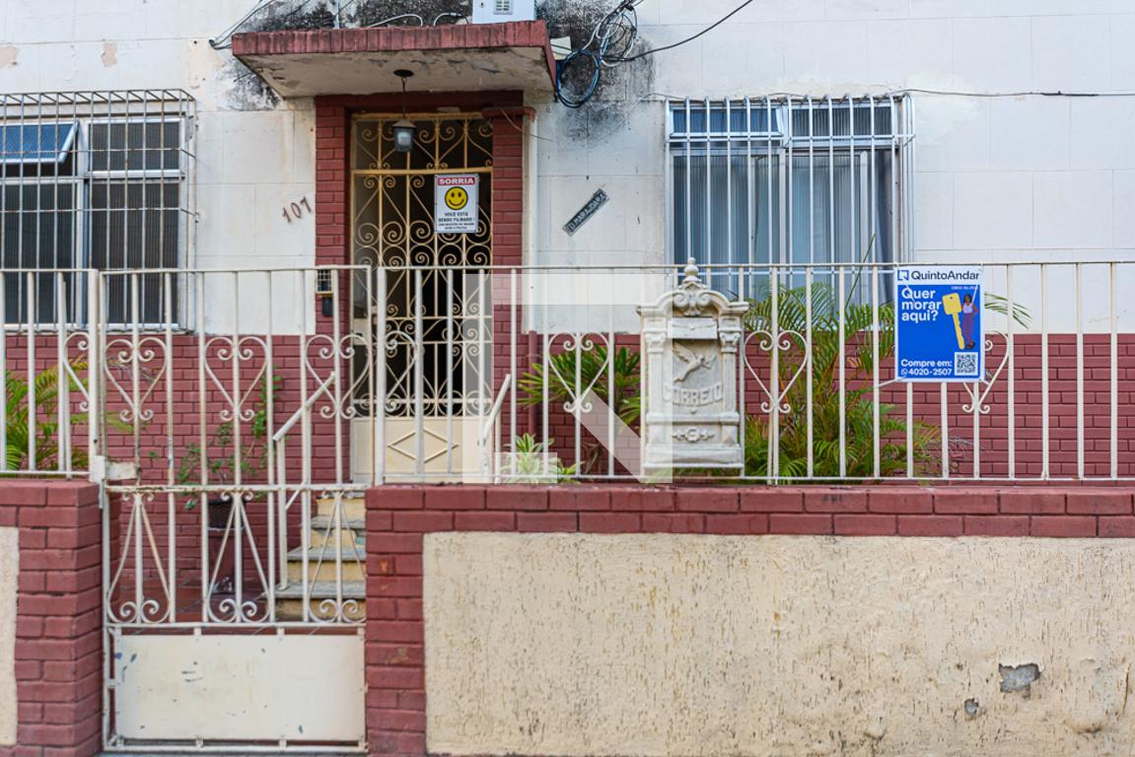 Fachada Condomínio em Rua Doutor Miguel Viêira Ferreira, 107