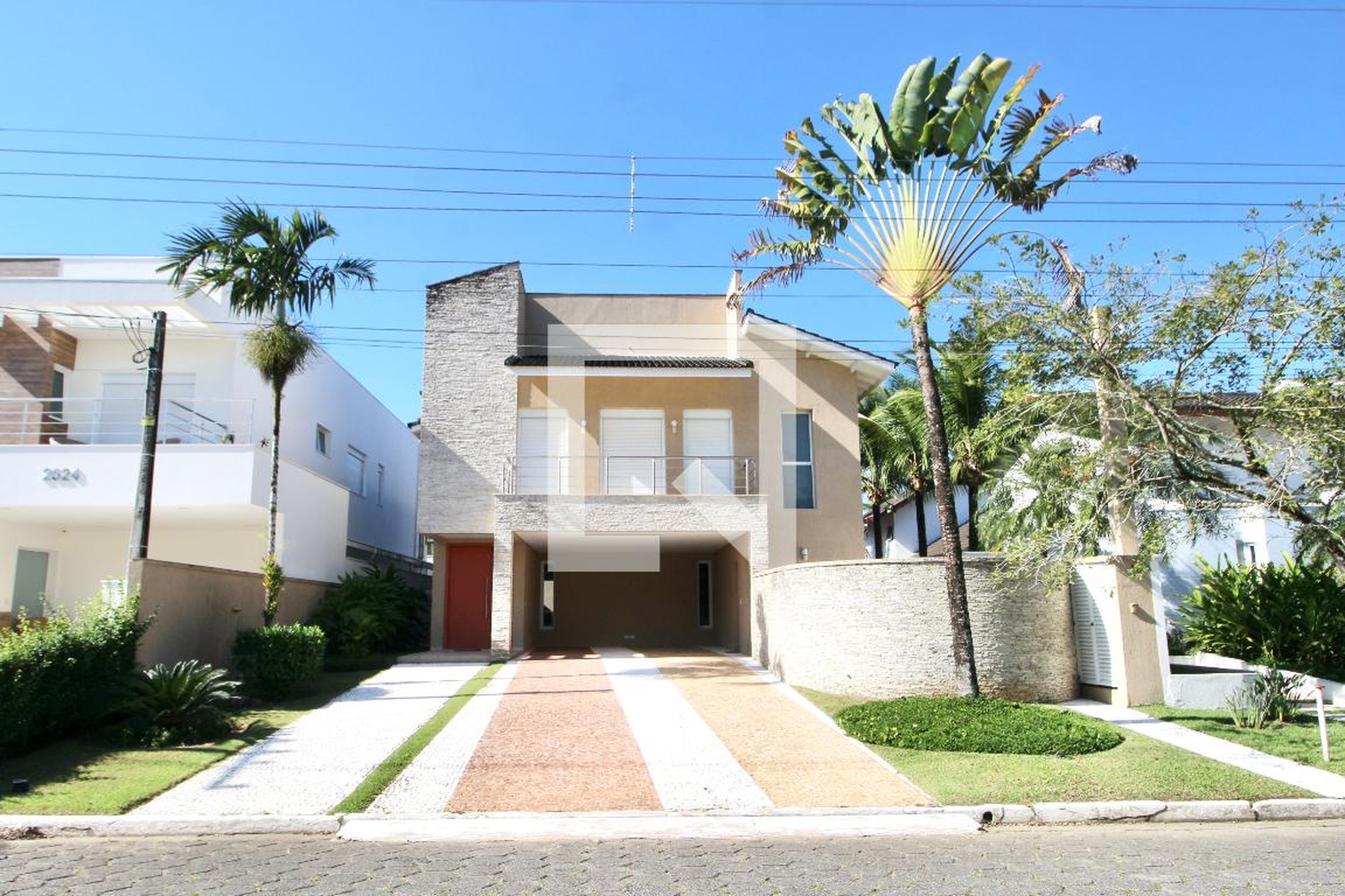 Fachada Condomínio em Avenida Manoel Alexandre, 2608
