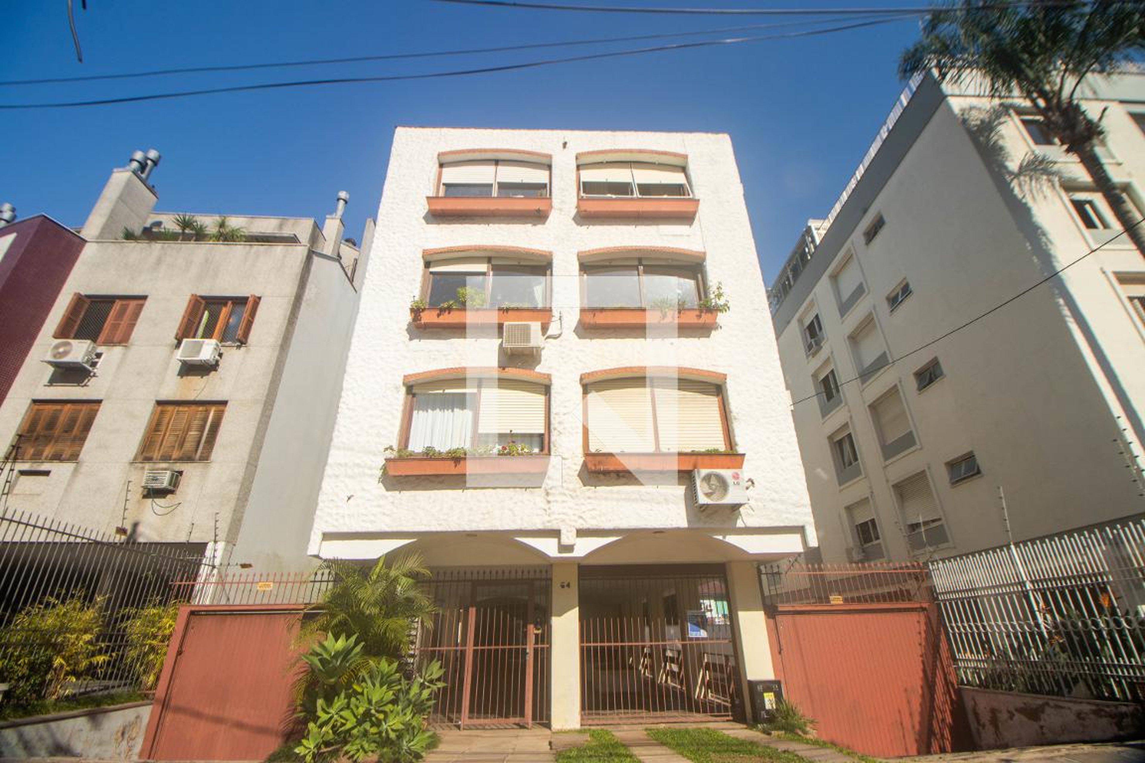 Fachada Condomínio em Rua Sinimbú, 64