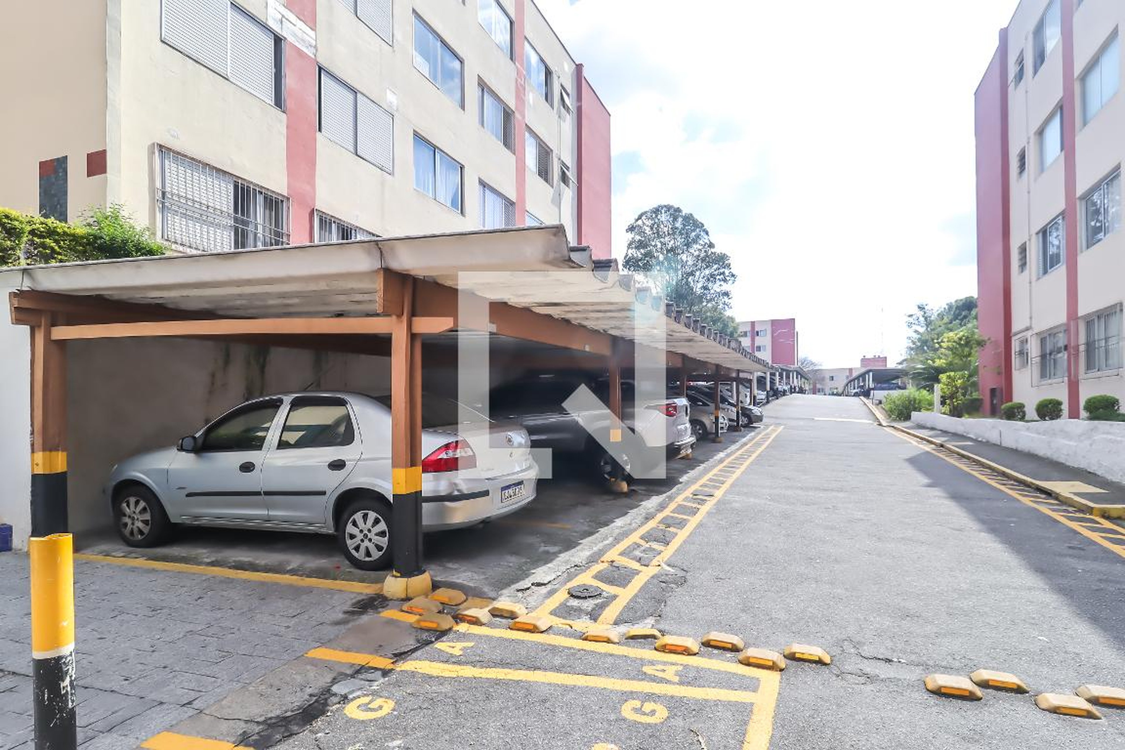 Estacionamento - Residencial São Caetano