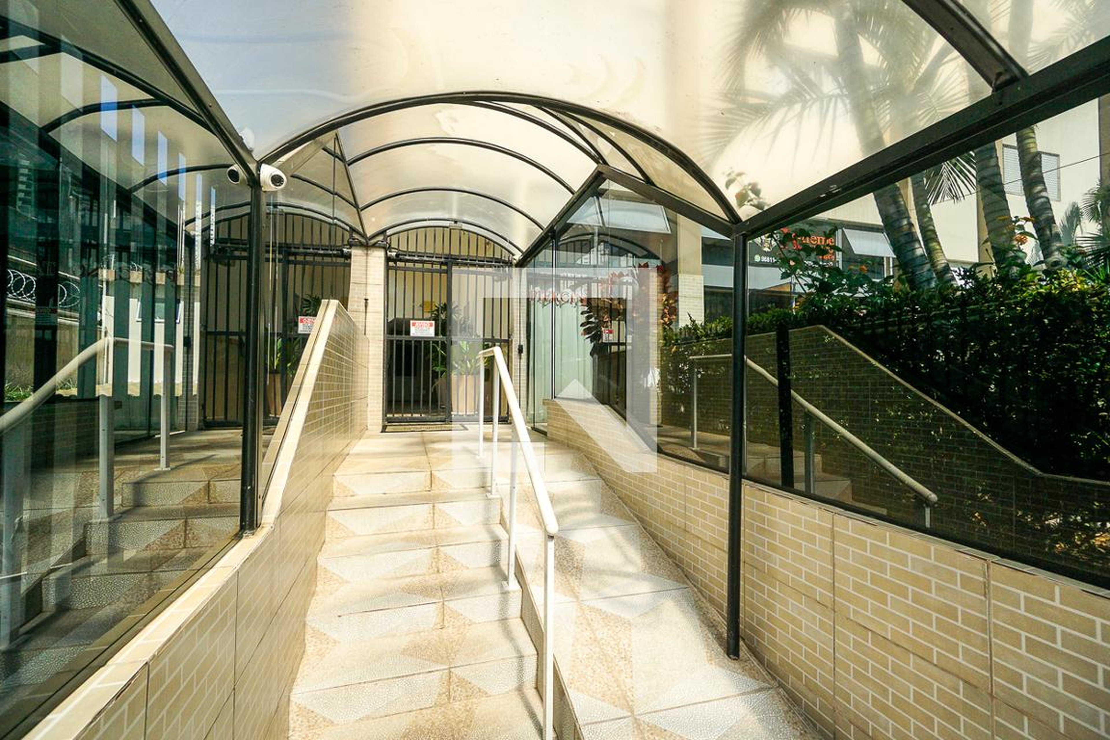 Entrada - Edifício Serra de Botucatu