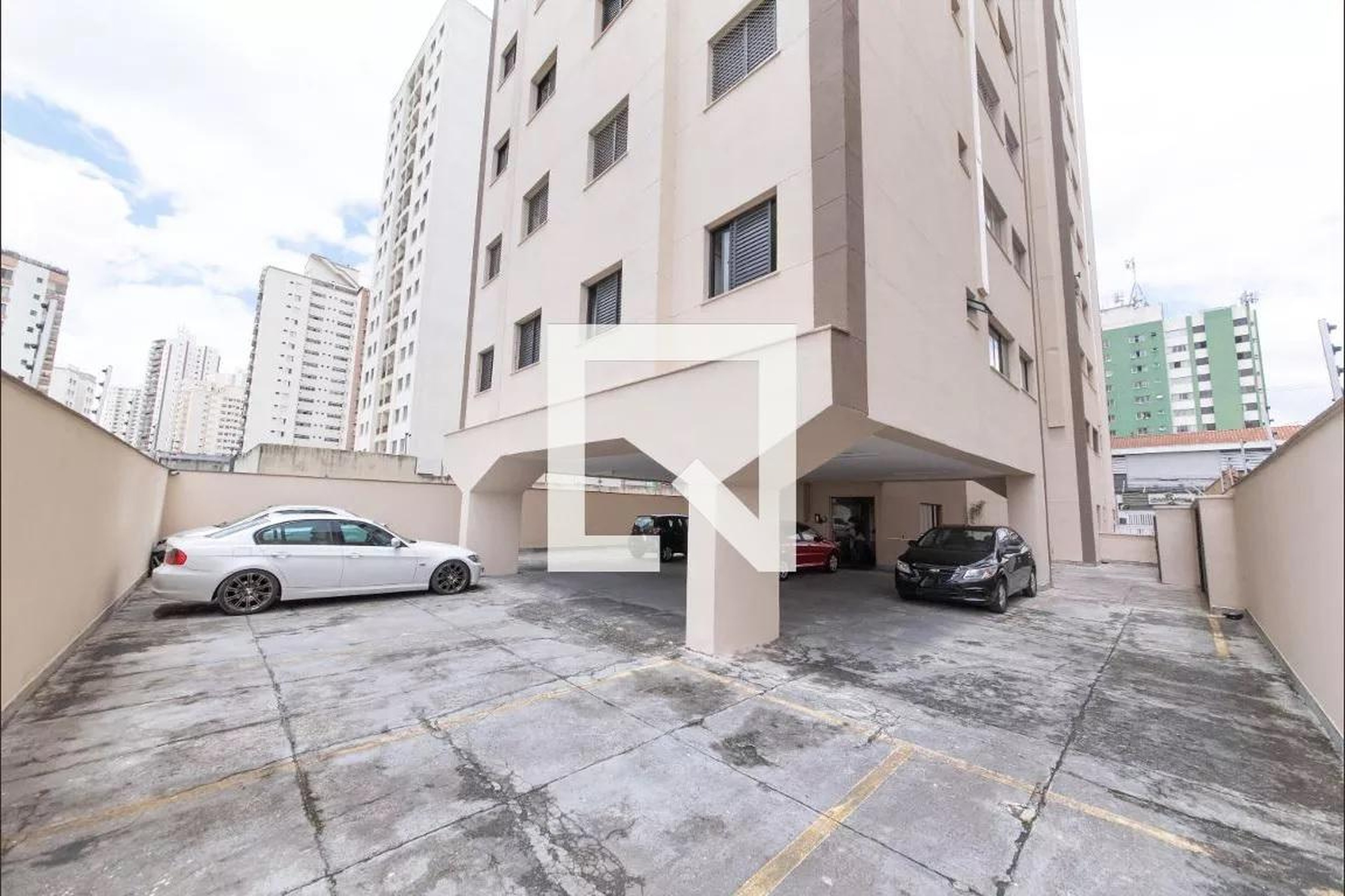 Estacionamento - Maison Albernaz