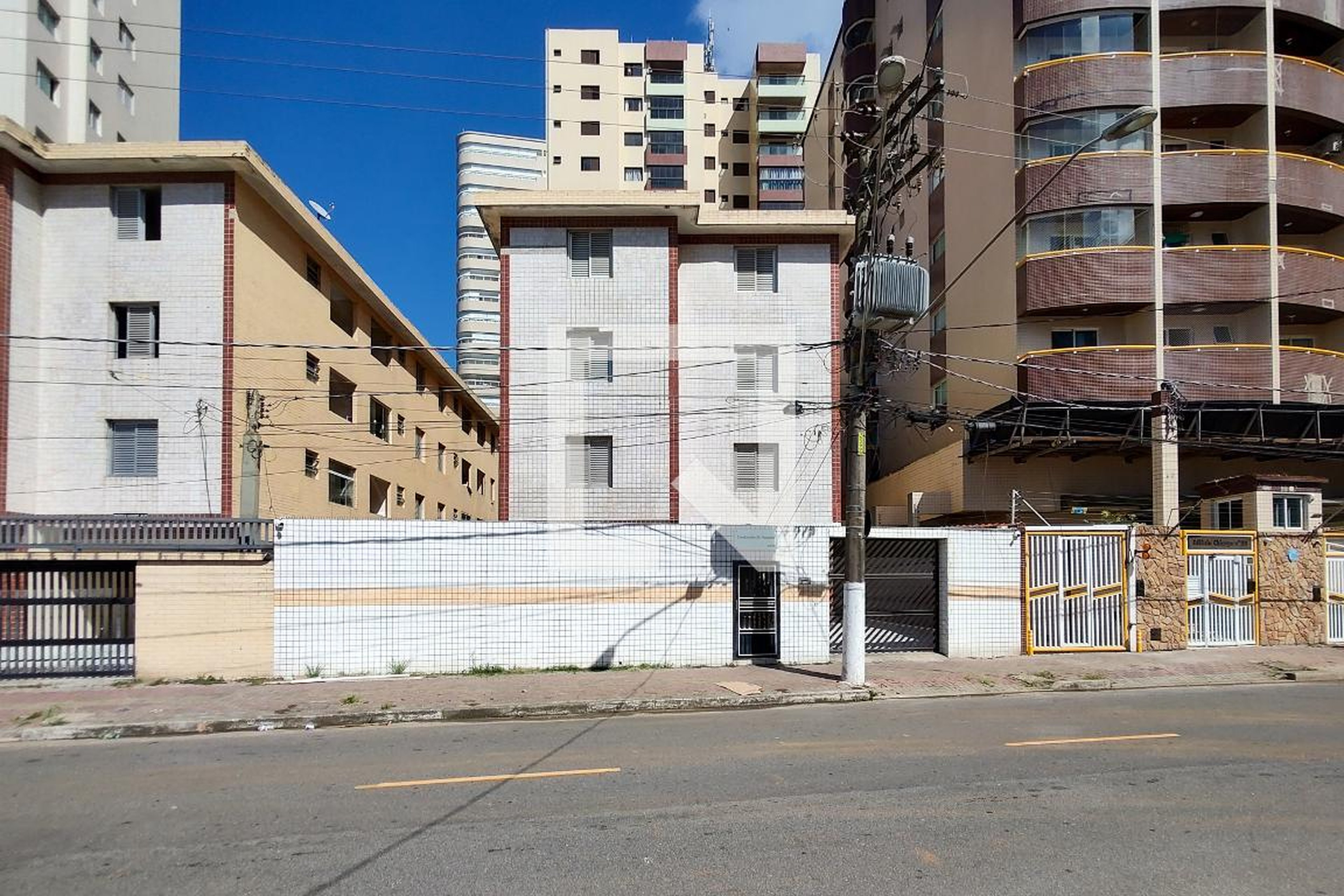 Fachada do Prédio Condomínio em Rua Doutor Júlio de Mesquita Filho, 79