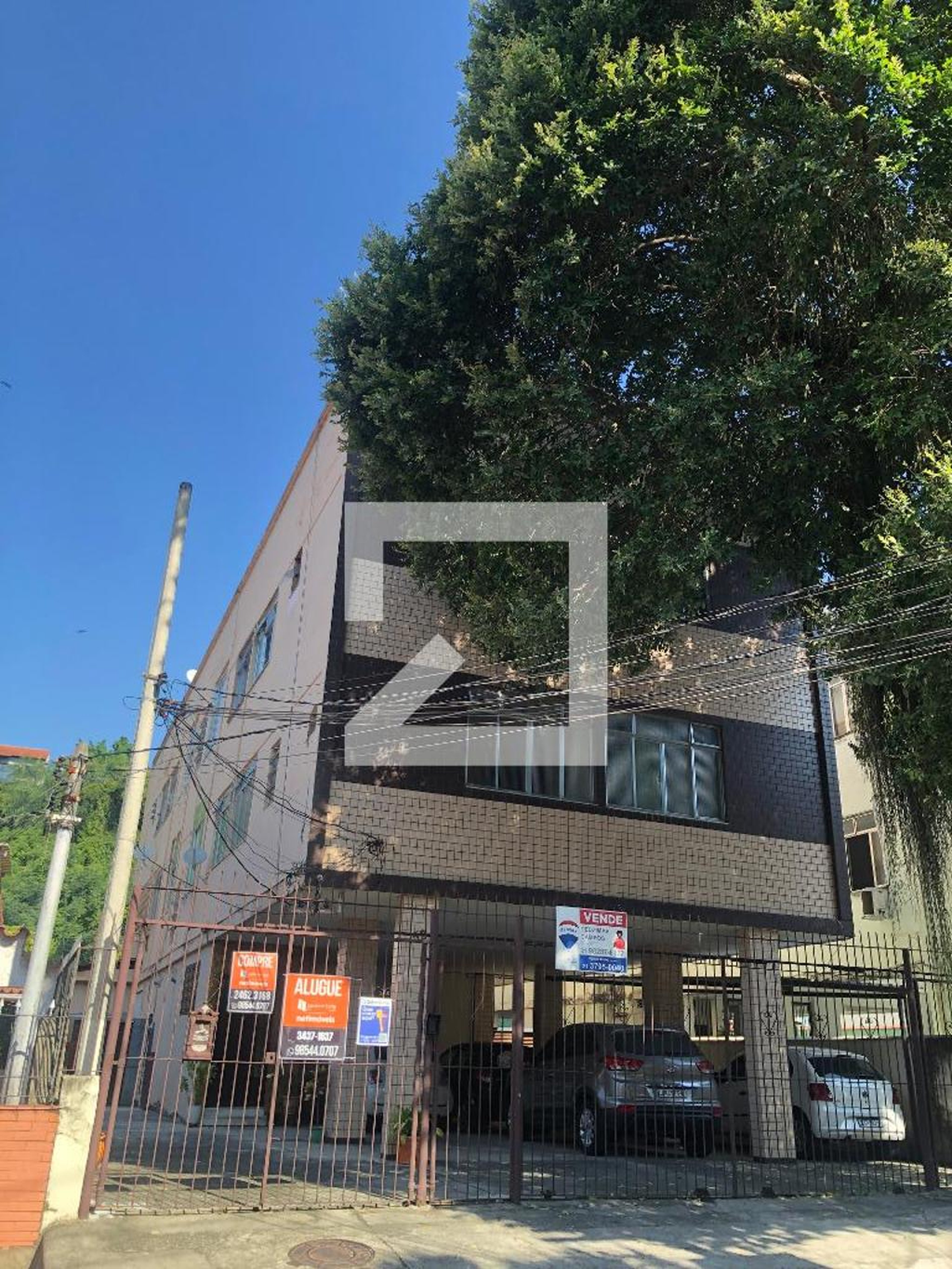 Fachada Condomínio em Rua Engenheiro Maia Filho, 59