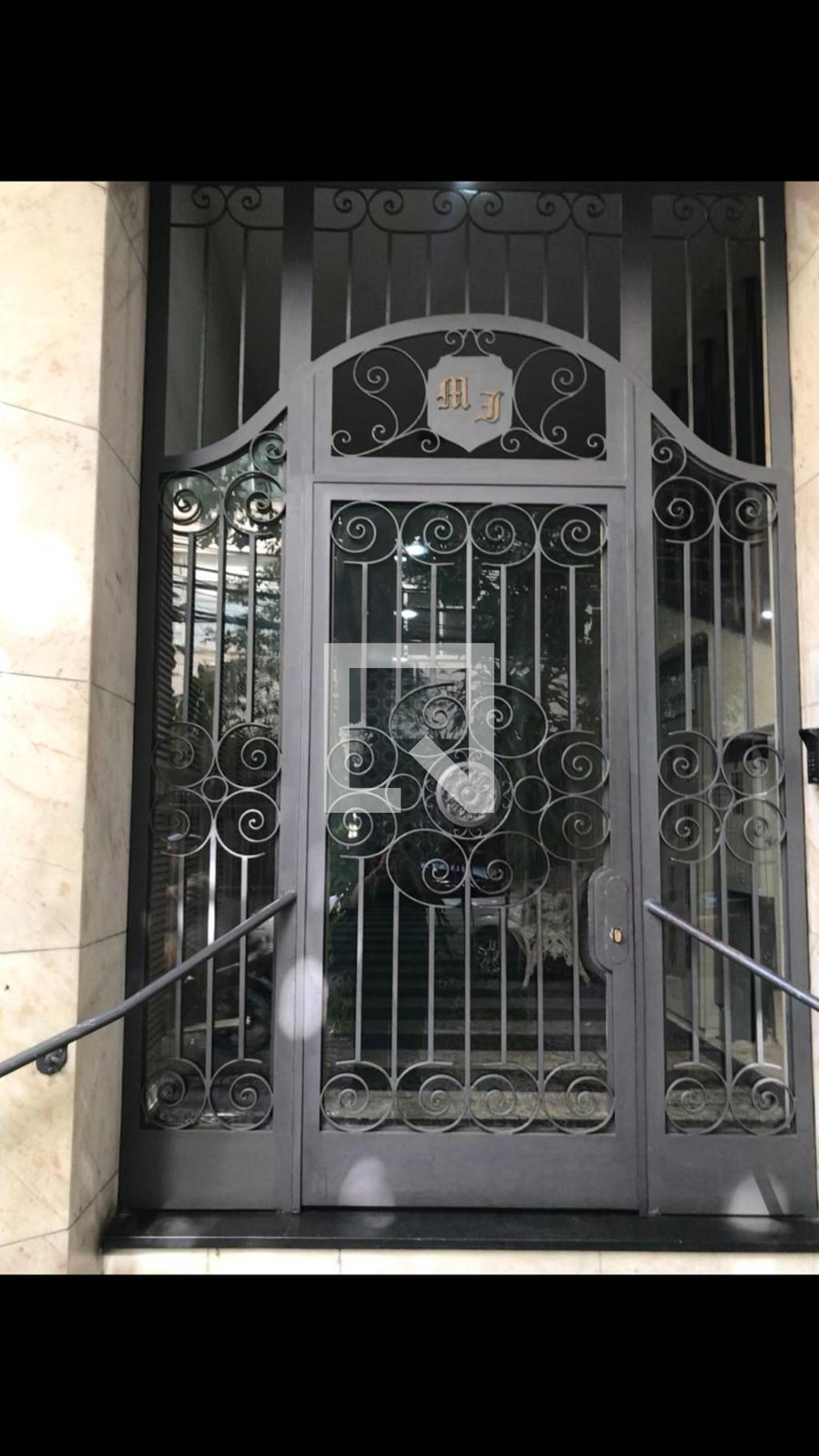 Fachada do Prédio Condomínio em Rua Conde de Itaguaí, 13