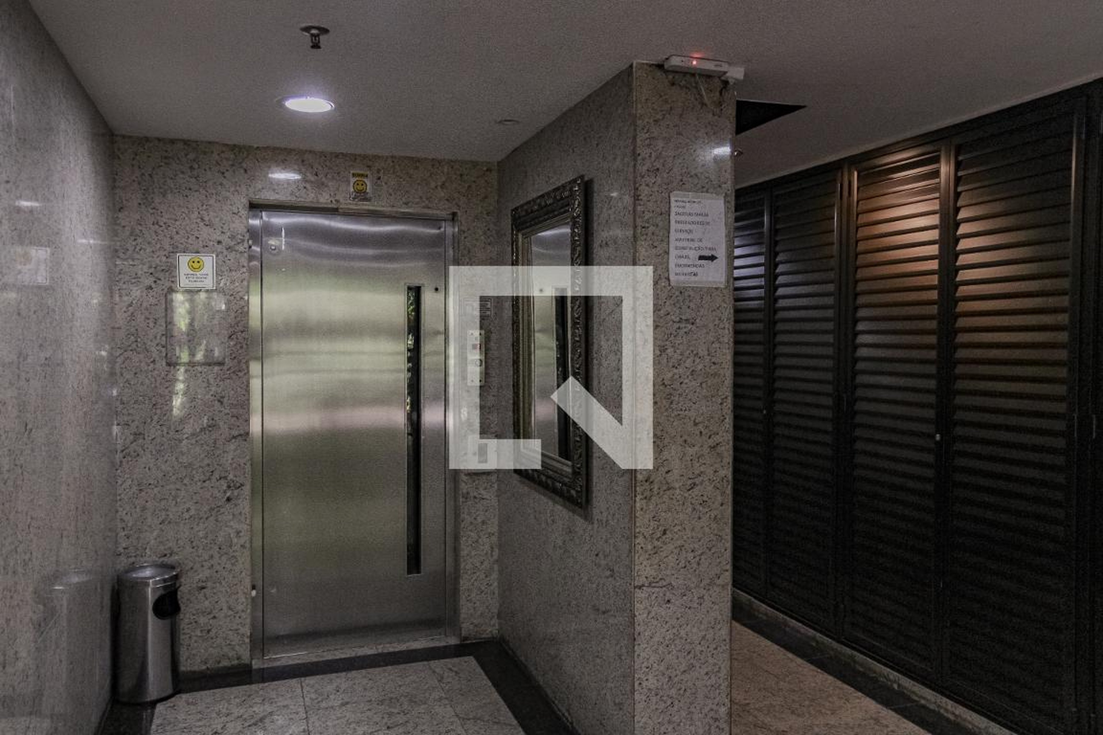 Elevador - Edifício Senador Leite