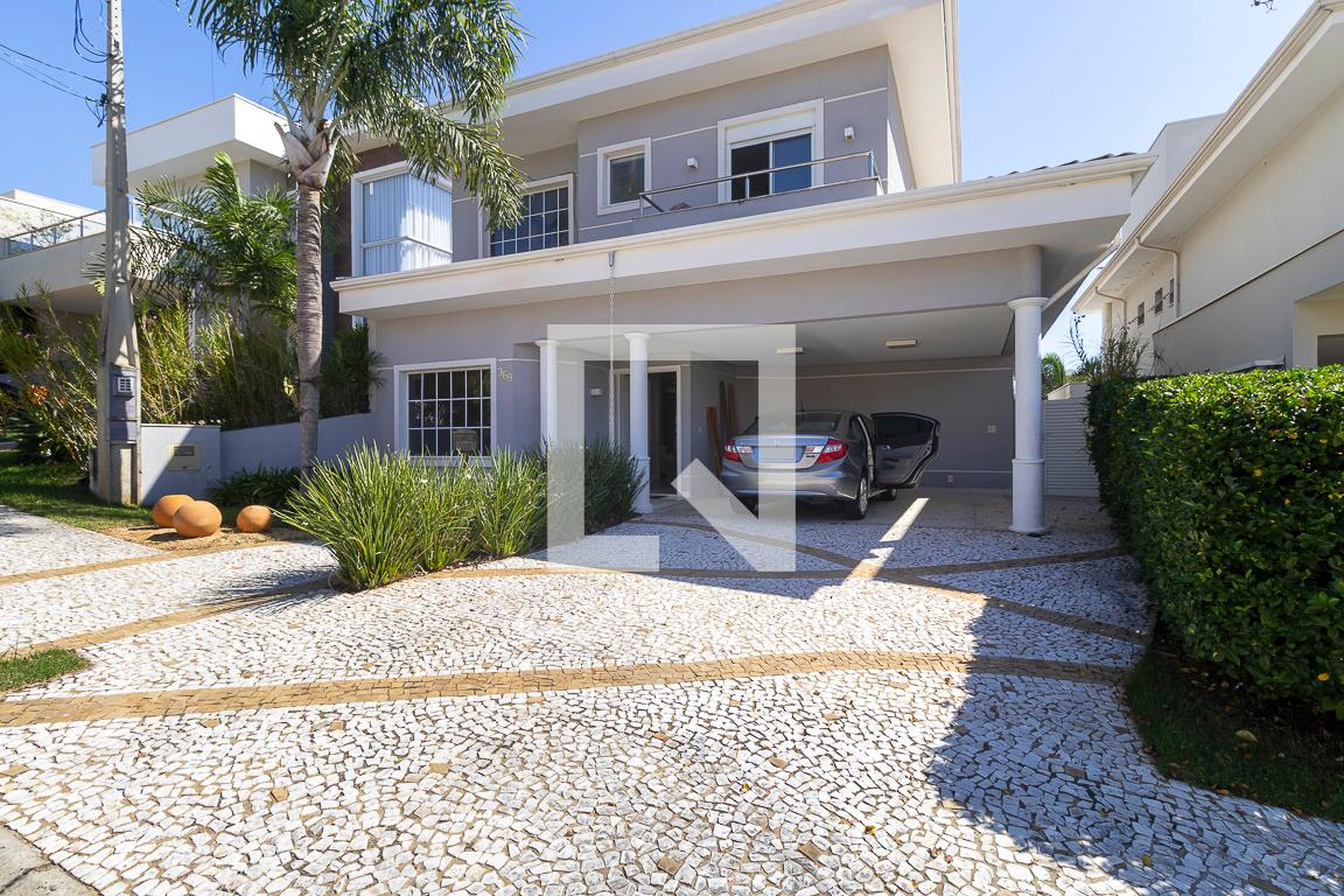 Fachada Condomínio em Rua Carlos Tontoli, 369