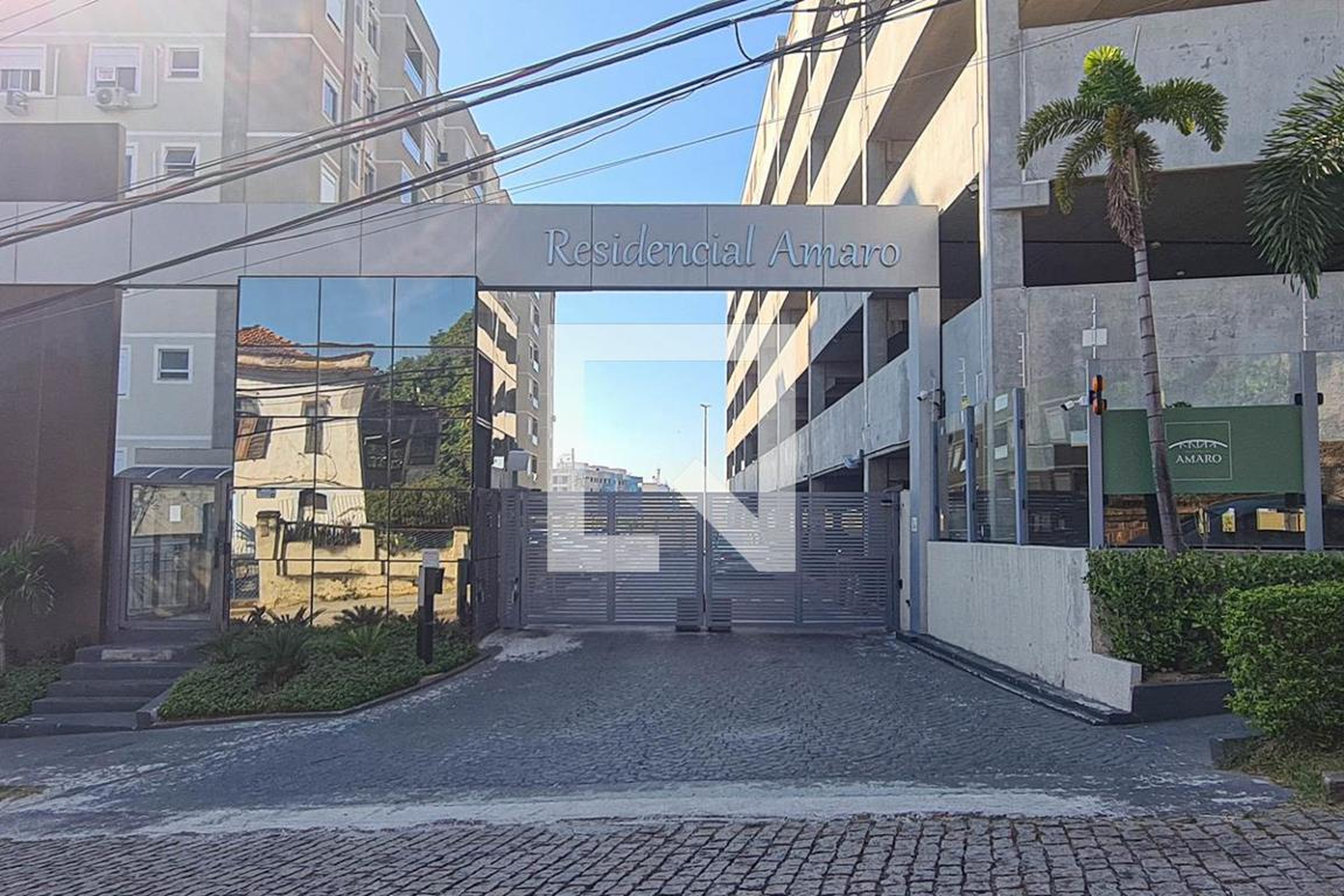 Fachada do Condomínio Residencial Amaro