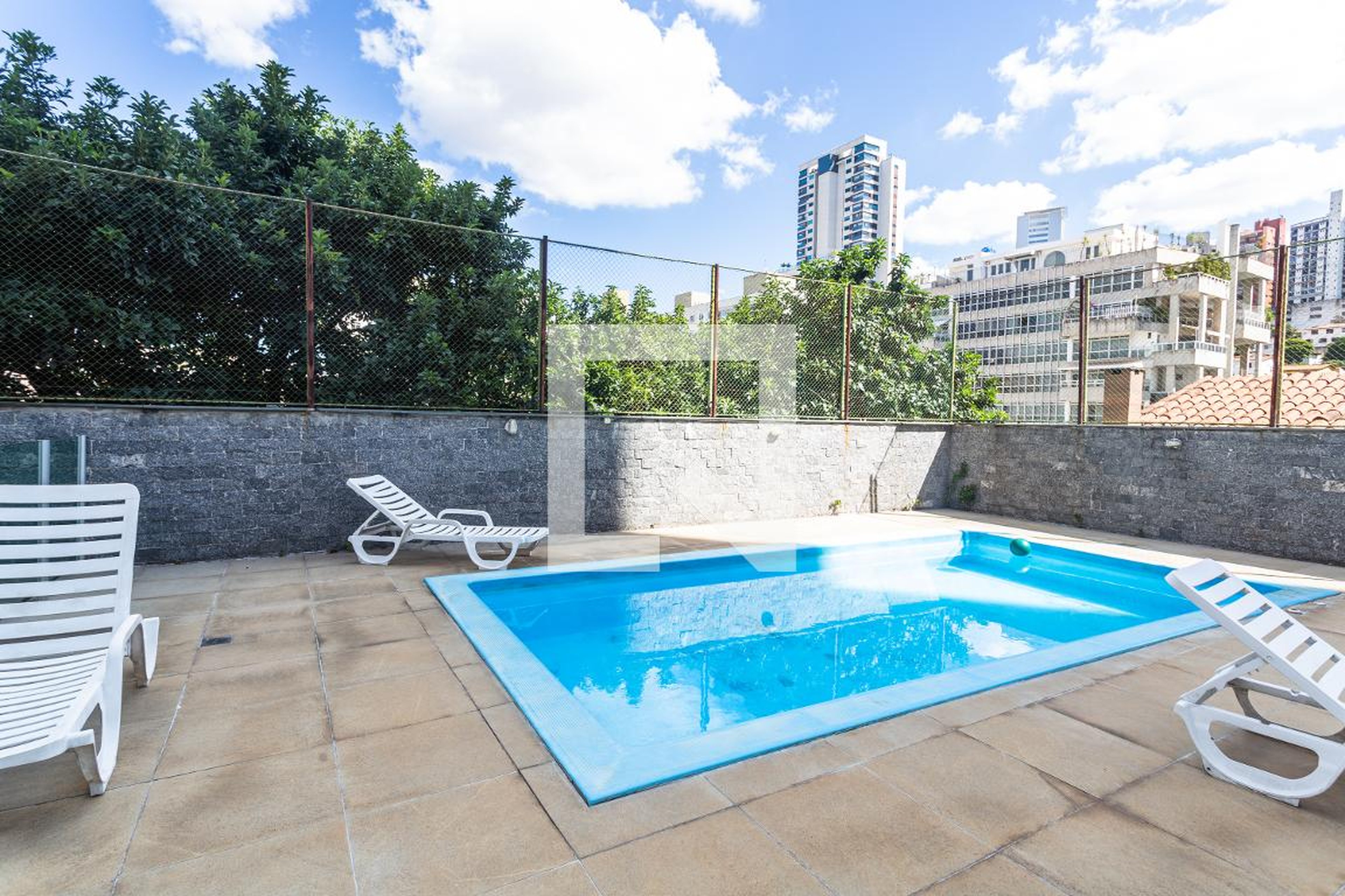 Área da Piscina - Franco Ville 4