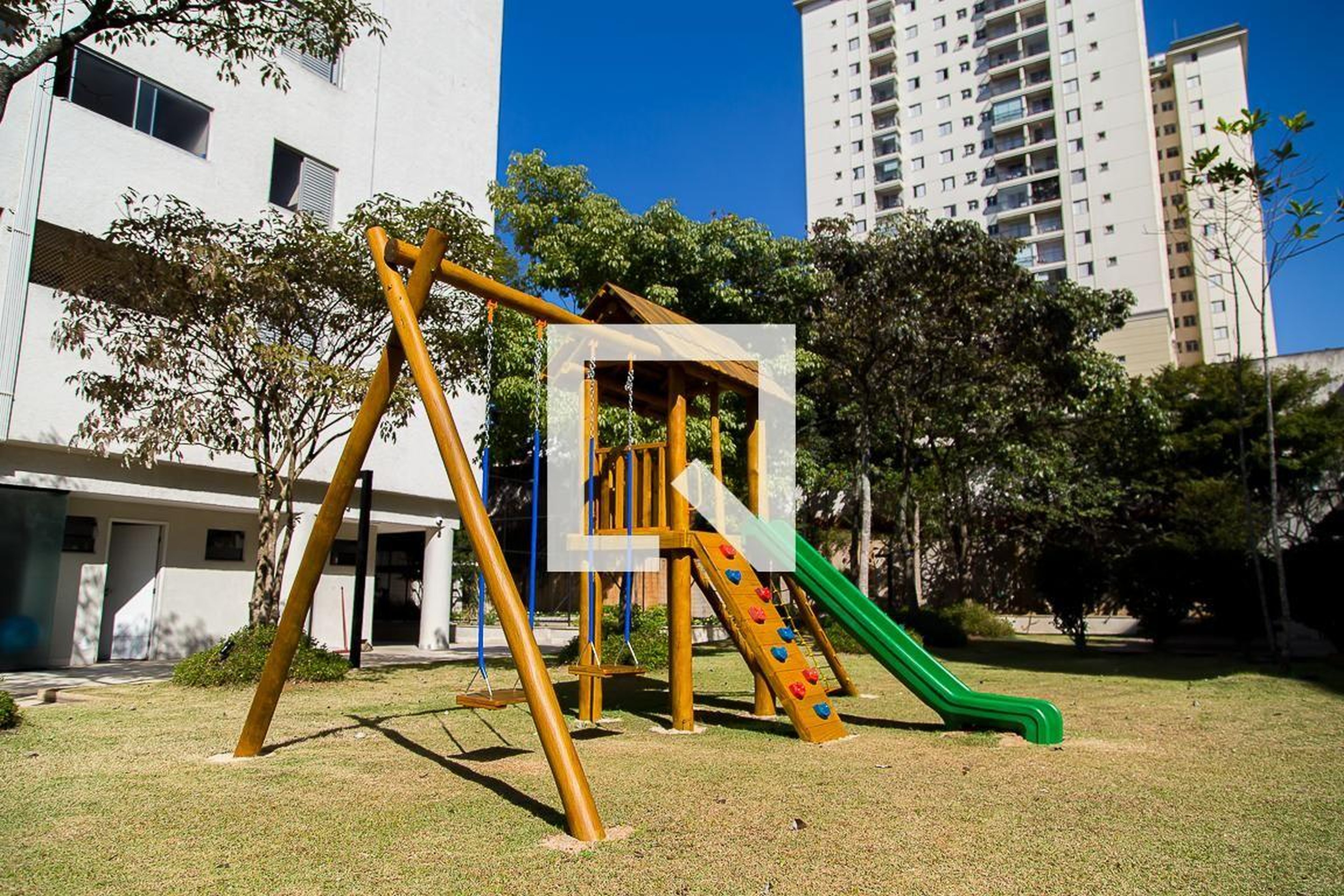 Playground - Edifício Jasmins