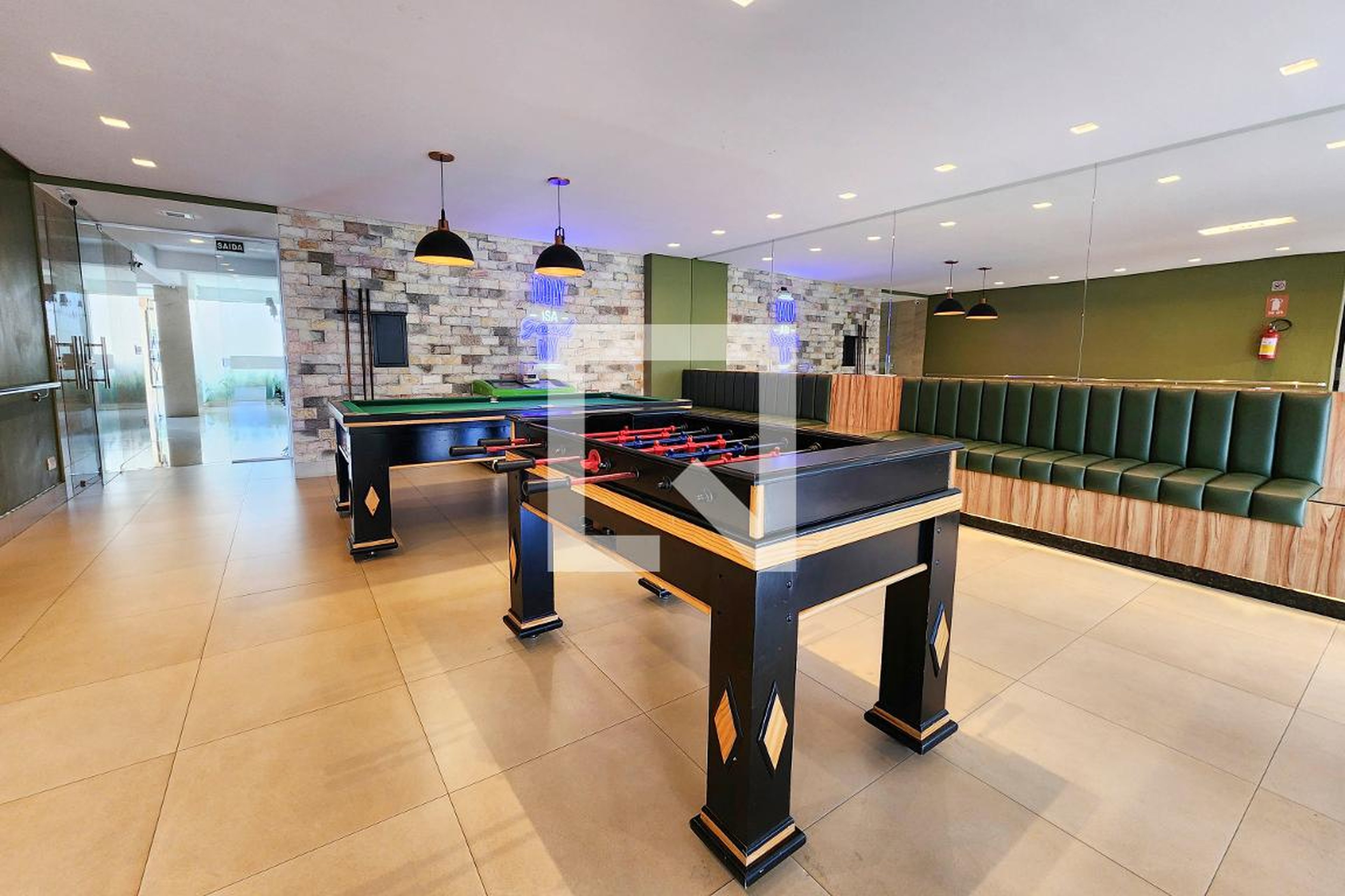 Salão de jogos - Ajui