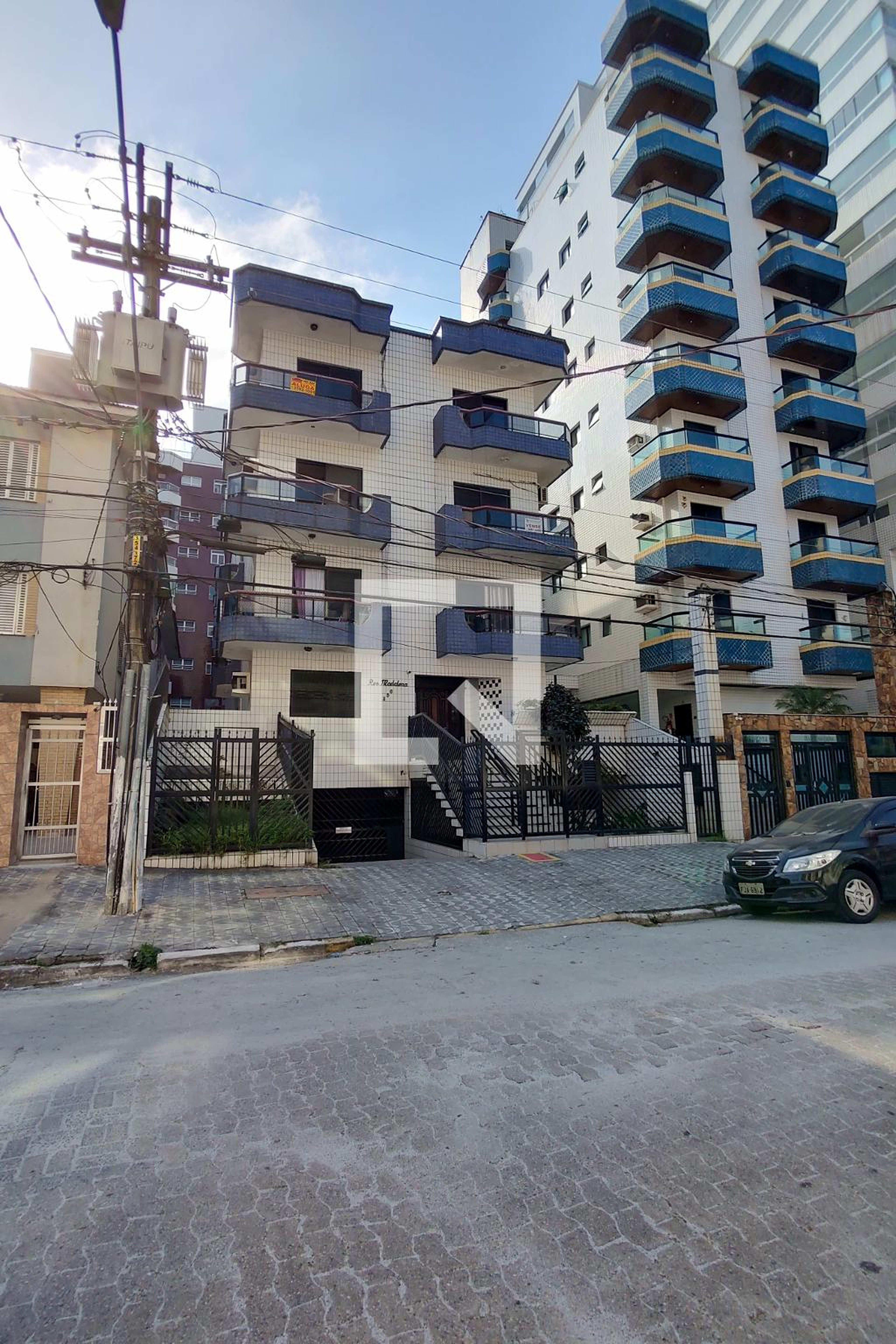 Fachada do Prédio Condomínio em Rua Copacabana, 386