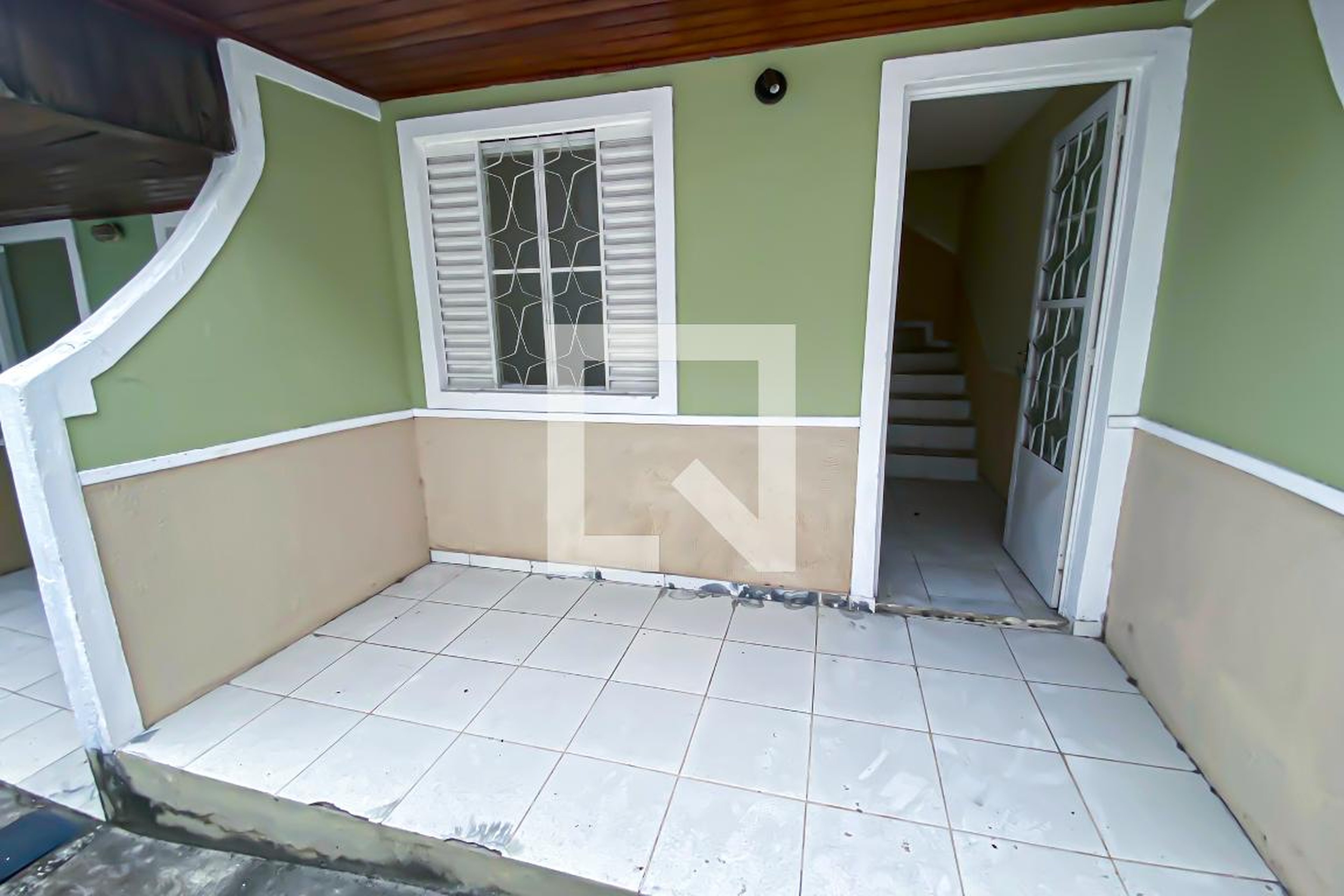 fachada Condomínio em Rua André Rocha, 138