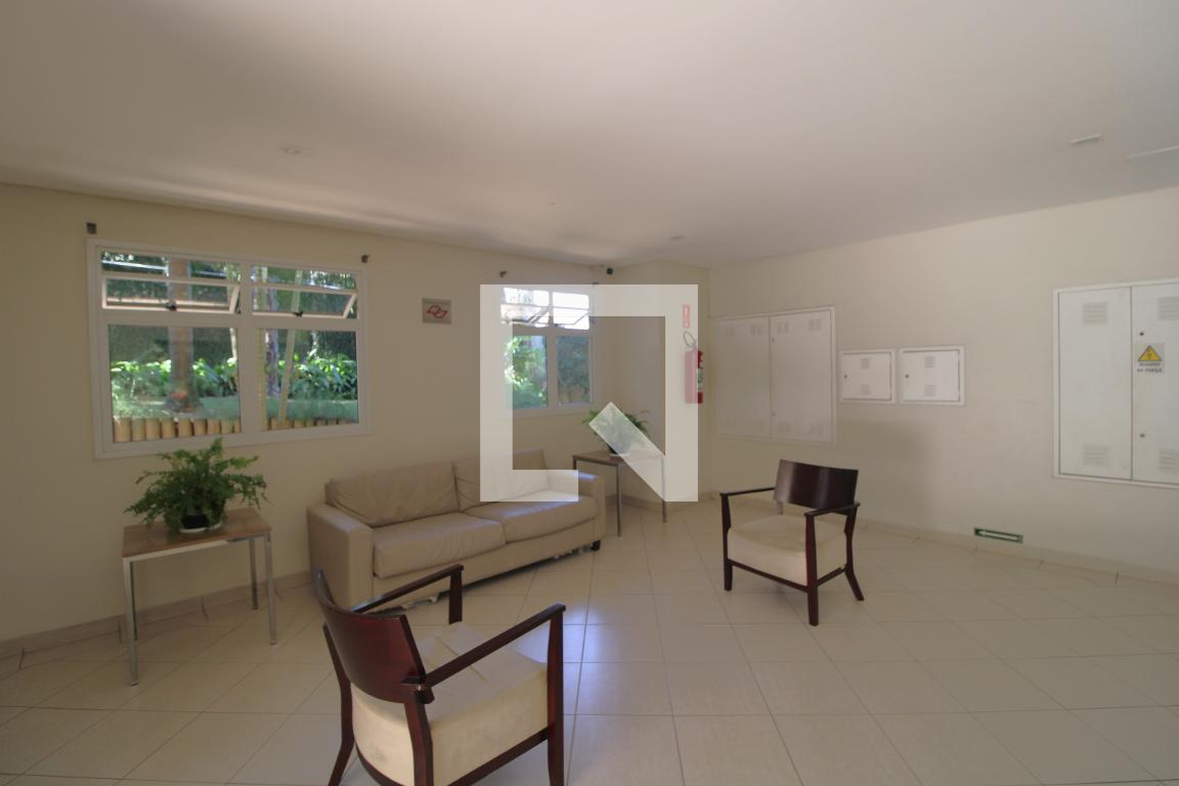 Hall - Edificio Ibirapita Interlagos - São Paulo/ SP