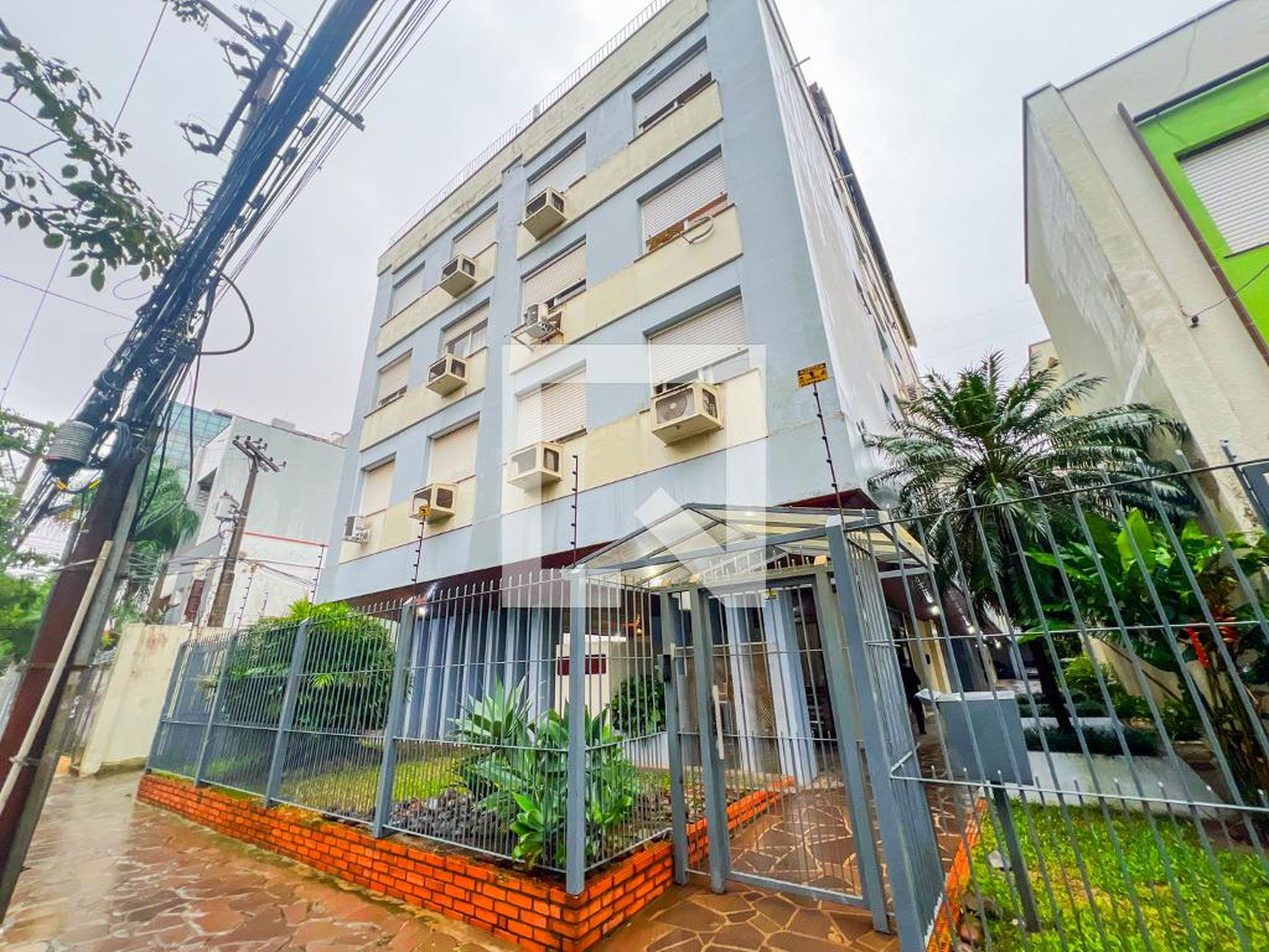 Fachada Condomínio em Rua Marcílio Dias, 348