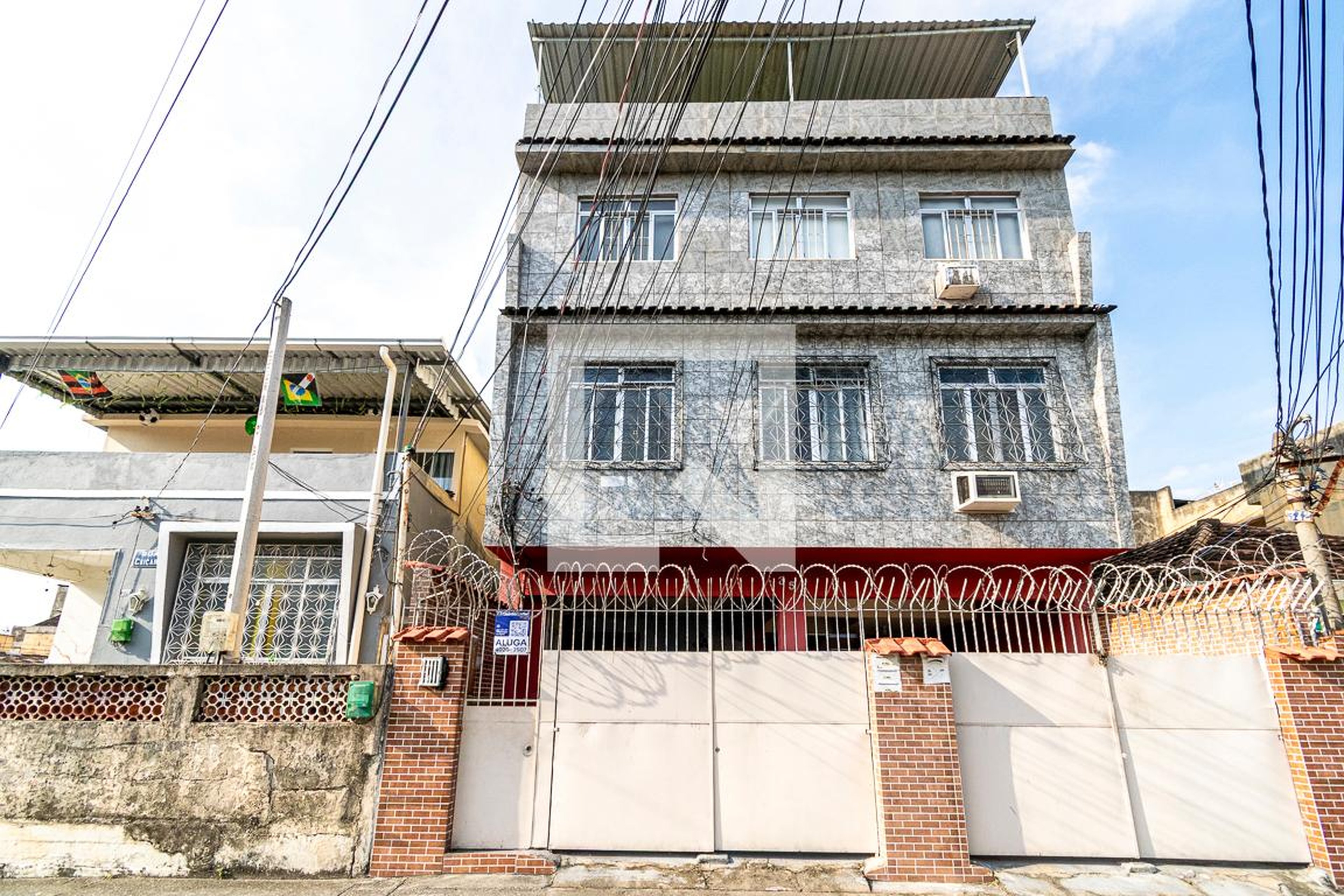 Fachada do Prédio Condomínio em Rua Caiçara, 350