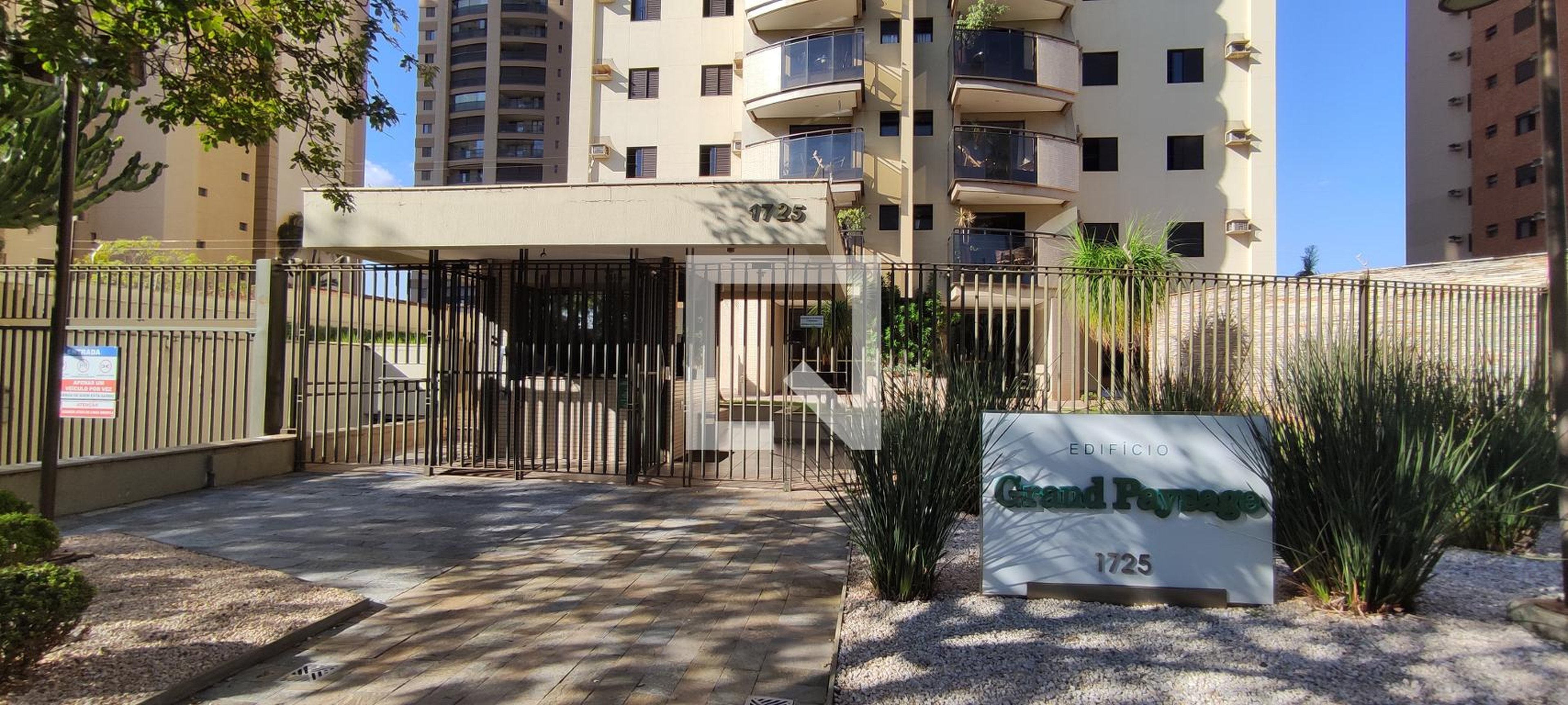 Fachada Condomínio Grand Paysage