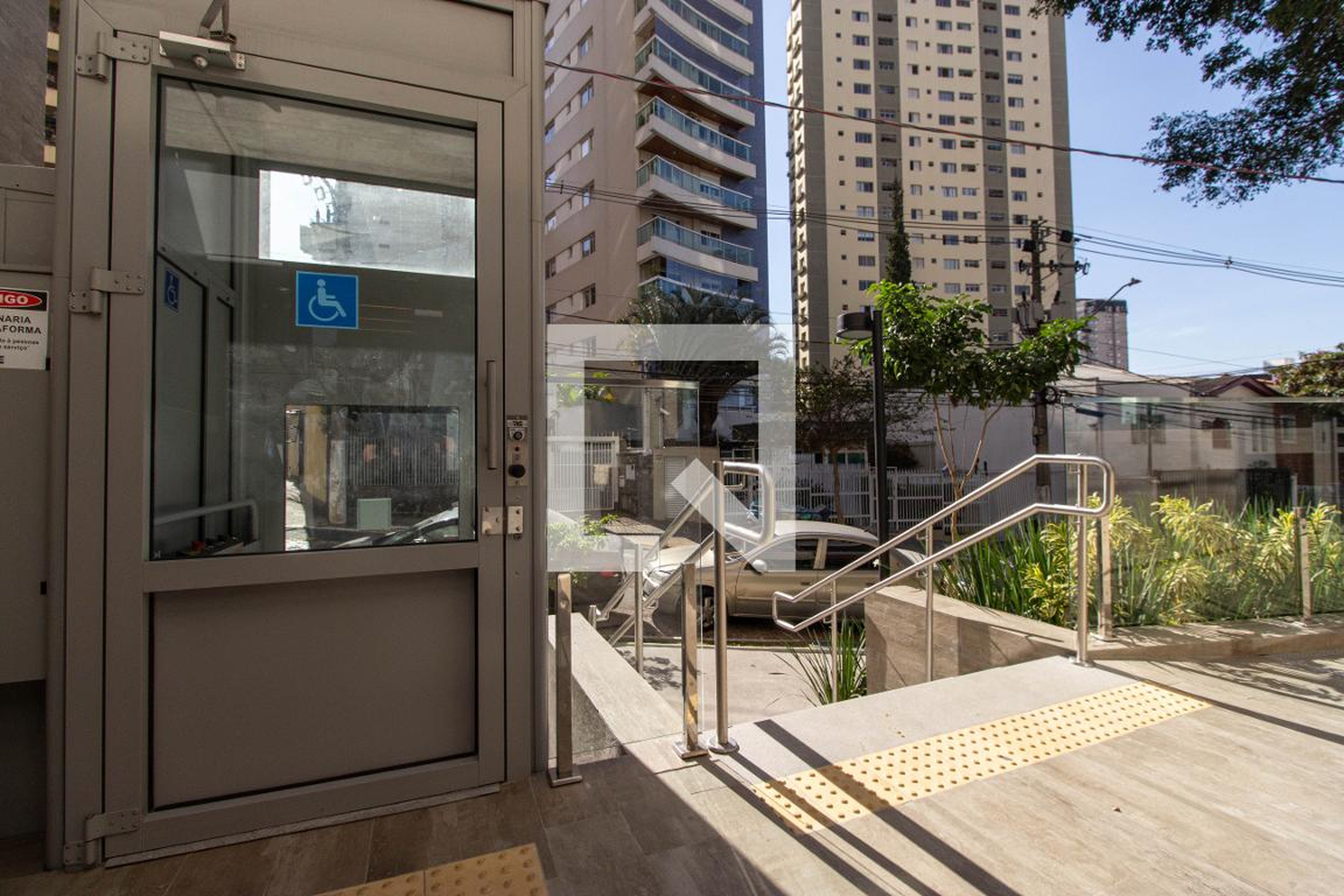 Entrada - Uny Vila Mariana