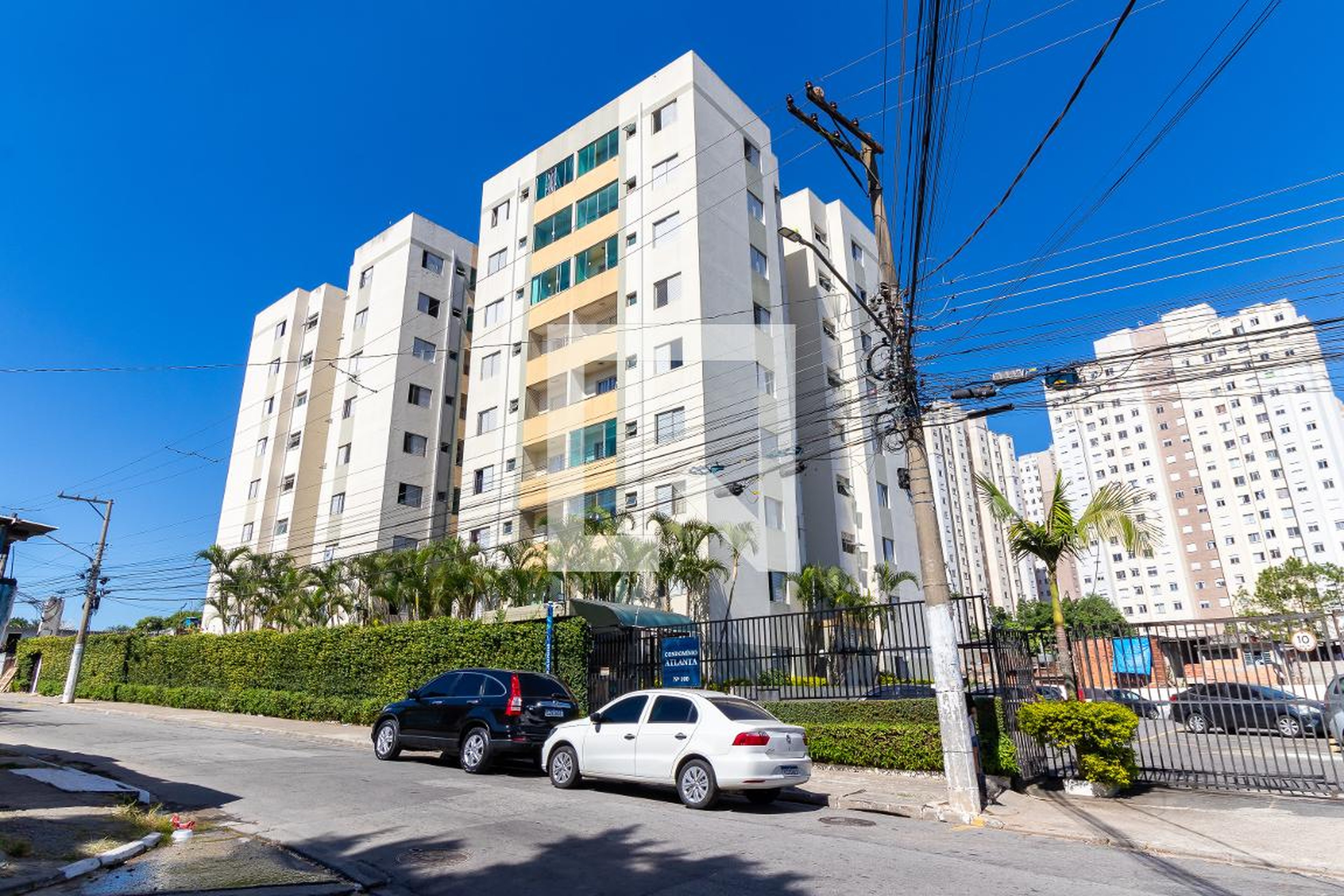 Fachada Condomínio em Rua dos Secadouros, 110