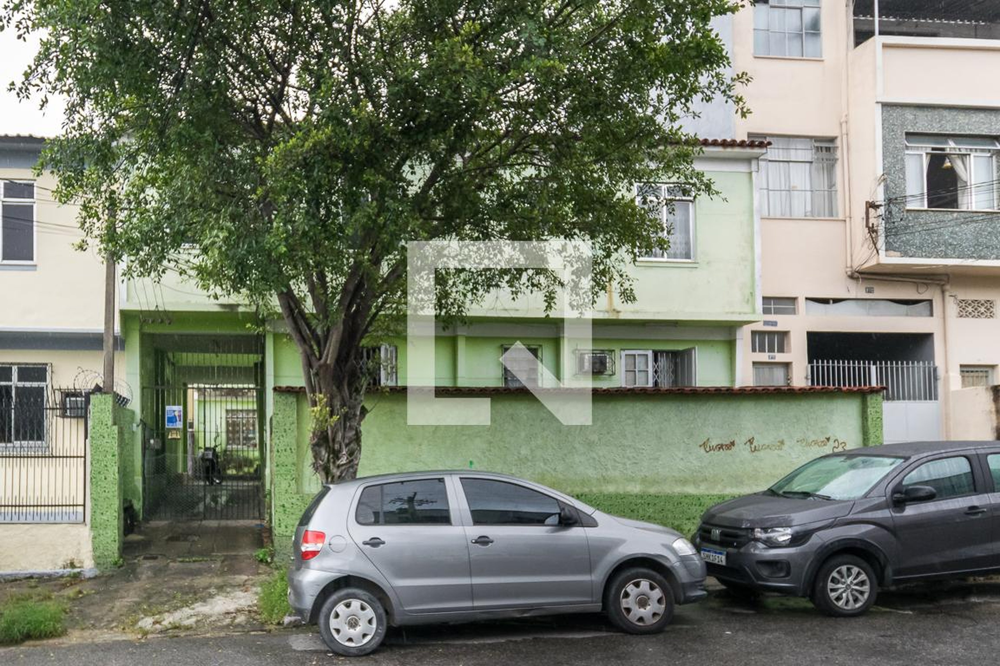 Fachada do Prédio Condomínio em Rua Felisbelo Freire, 684