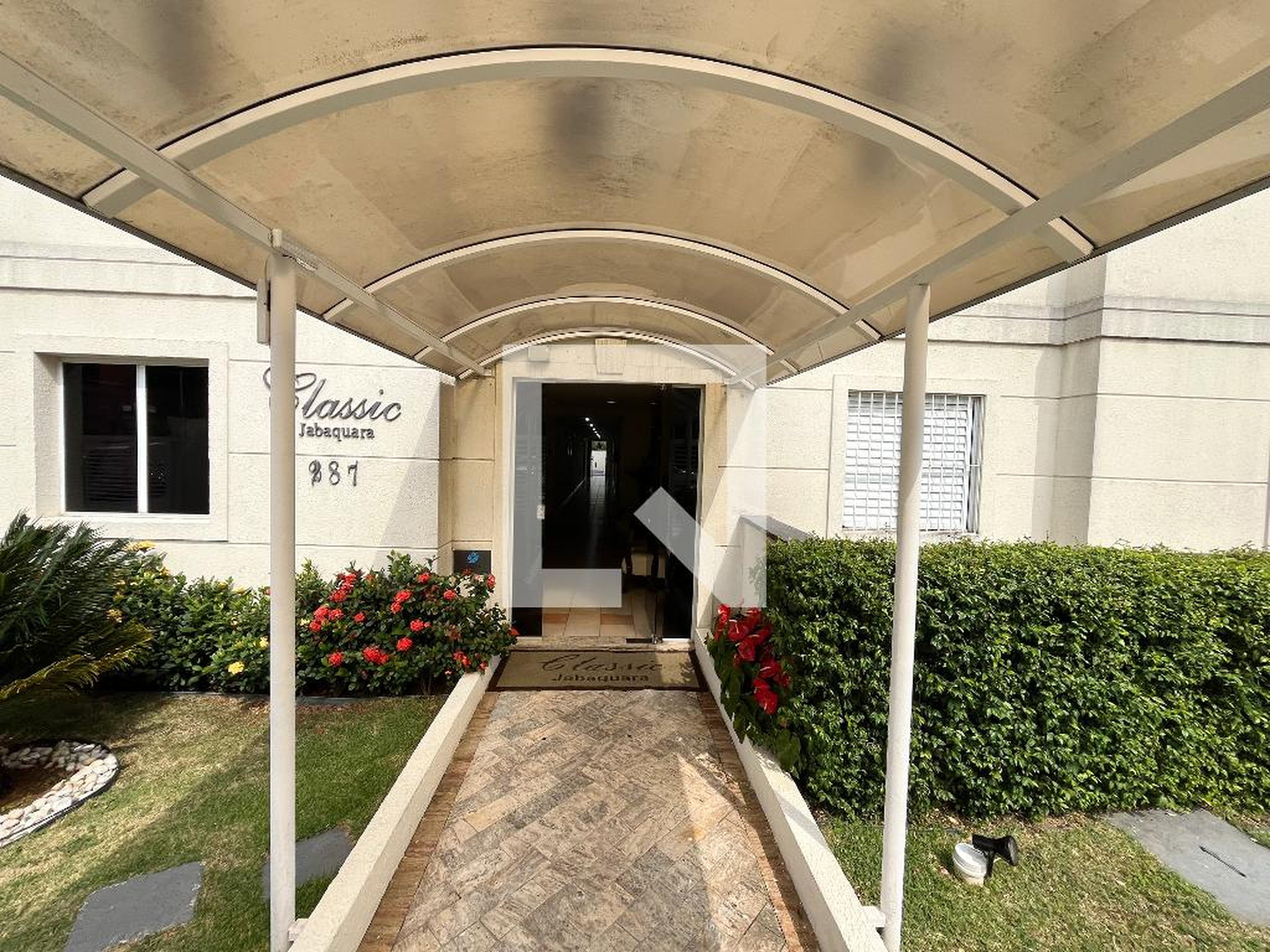 Entrada do Prédio - null