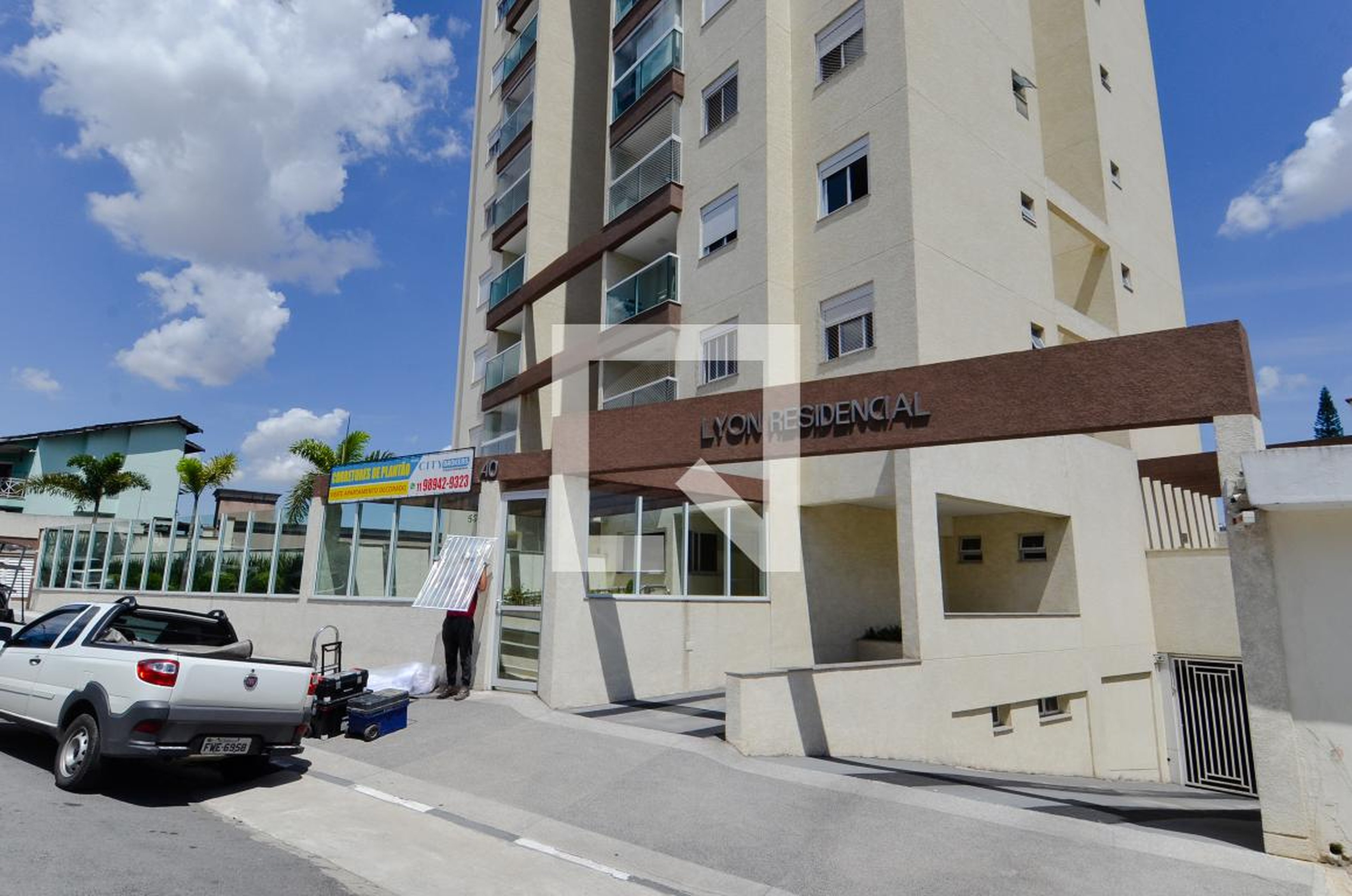 Fachada do Condomínio Residencial Lyon Ponte Grande