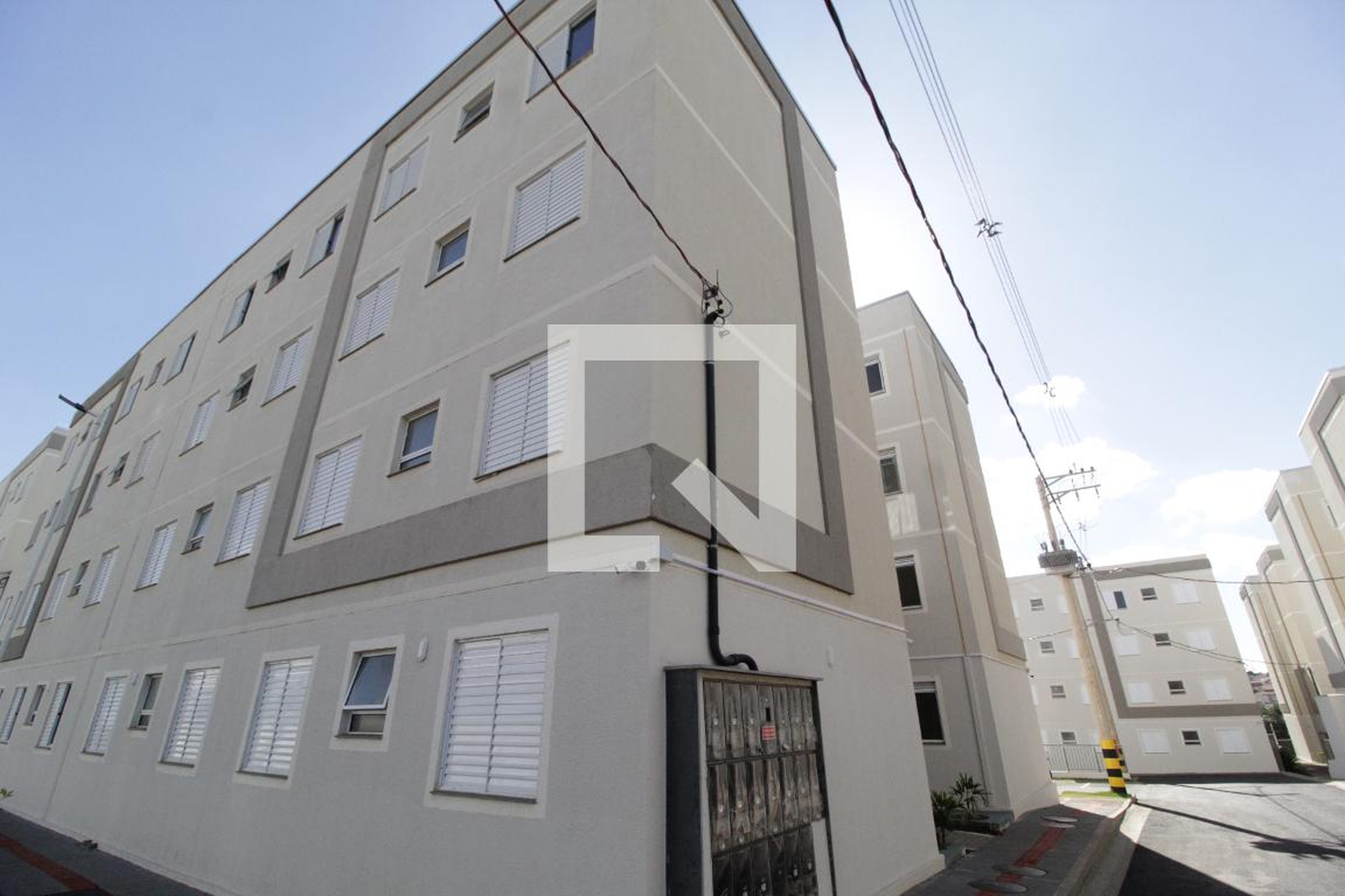 Fachada Condomínio em Rua Orixás, 569