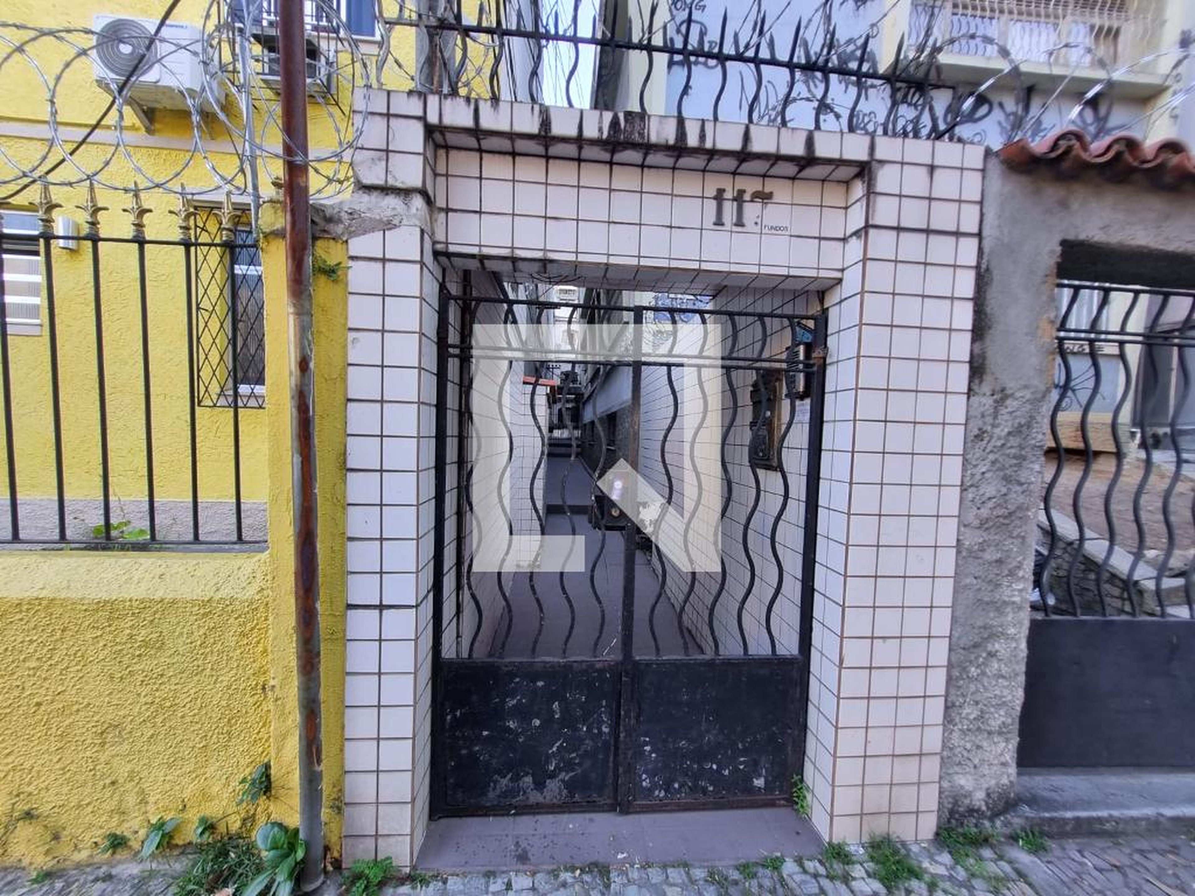 Fachada Condomínio em Rua Uberaba, 117