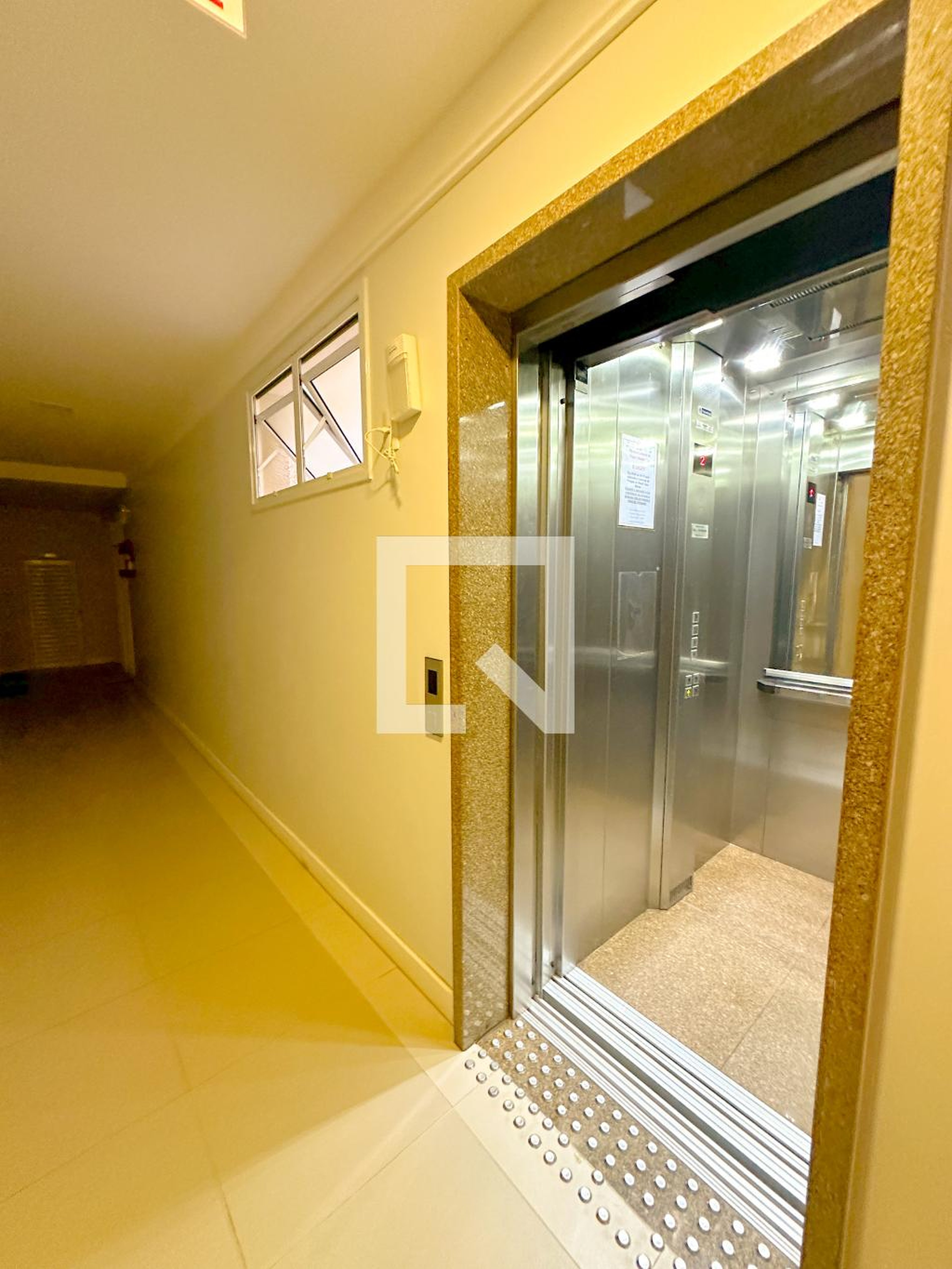 Elevador - Sete Mares